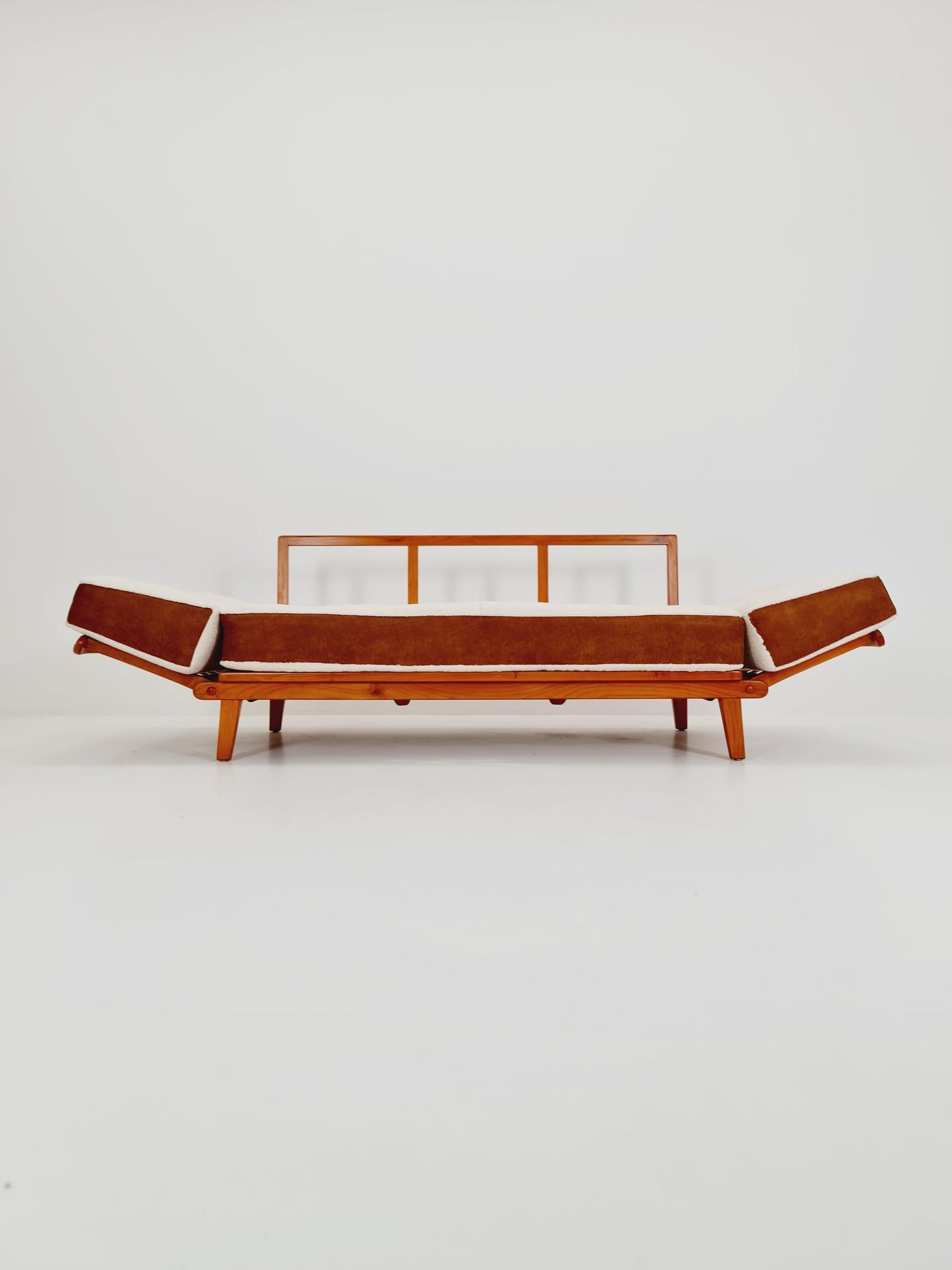 Midcentury Stella Sofa Ash wood Daybed by Walter Knoll , Germany, 1950s