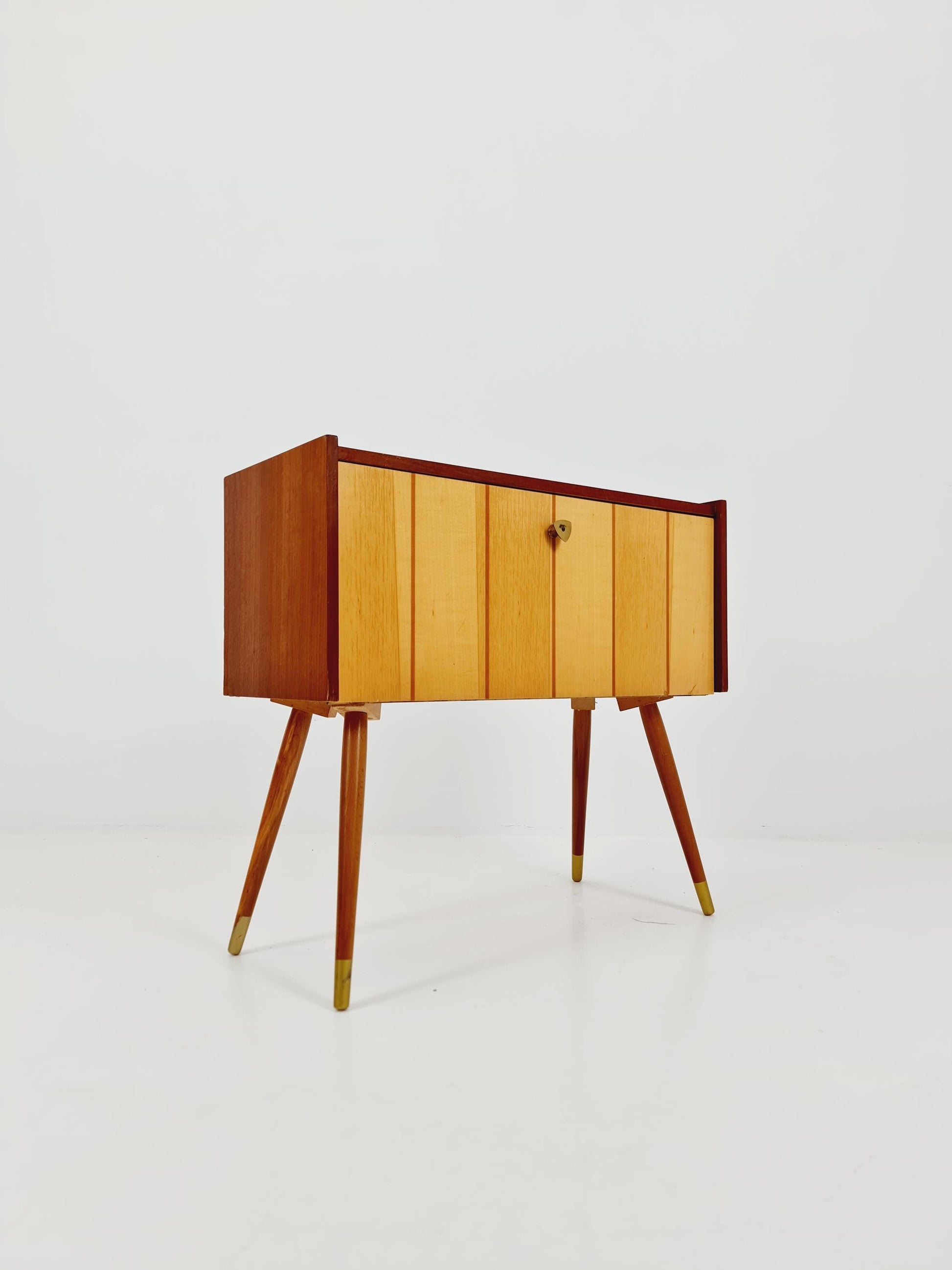 German mid-century small sideboard /side table, 1950s