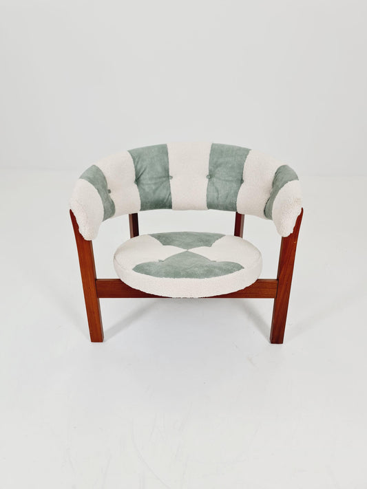 Mid-Century Modern Swedish Lounge chair with leather & Teddy Upholstery Design by Arne Wahl Iversen ”PRIM” IKEA, 1960s