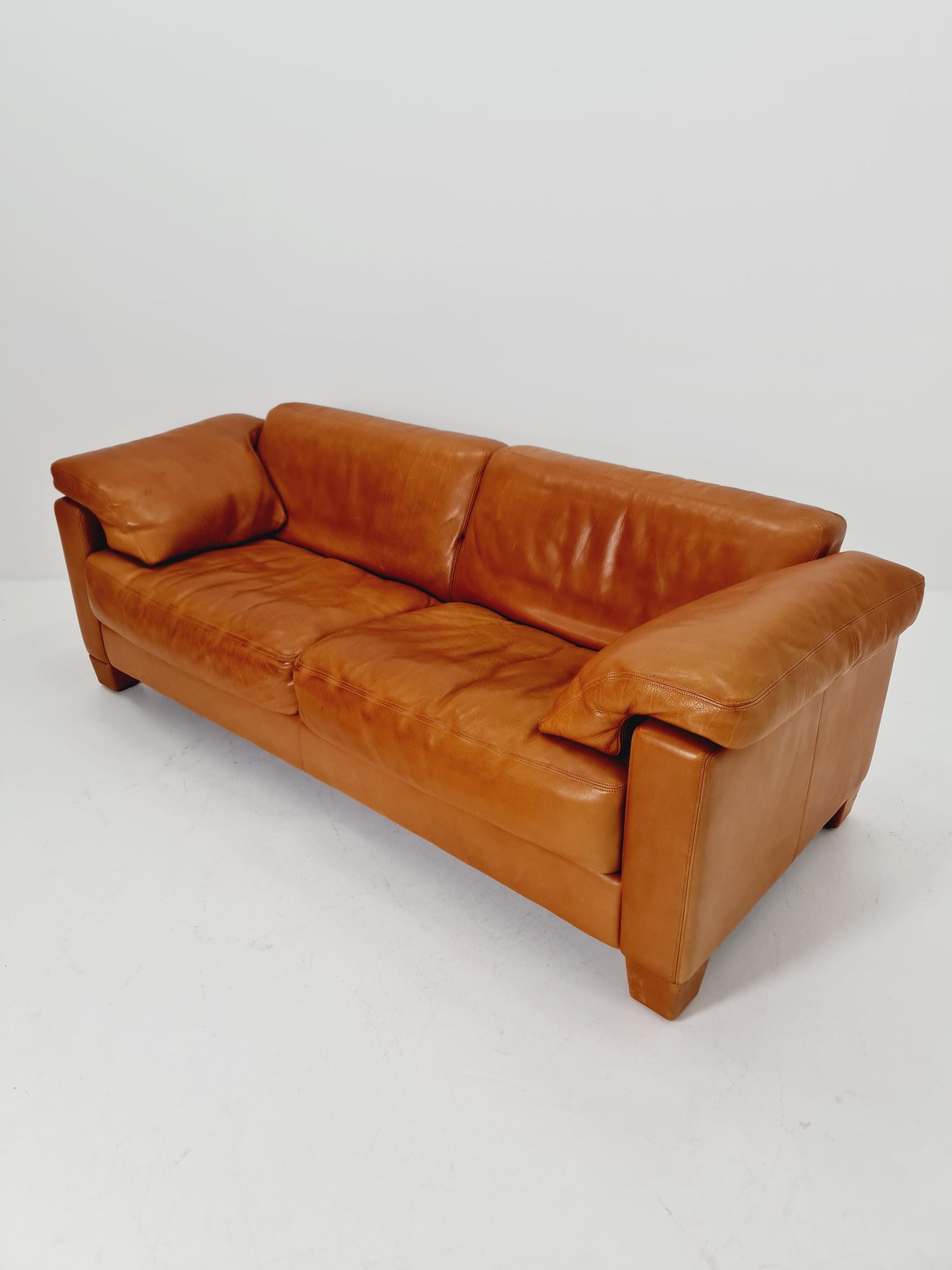 Vintage Swiss leather congac sofa by De Sede Ds 17 Switzerland, 1970s