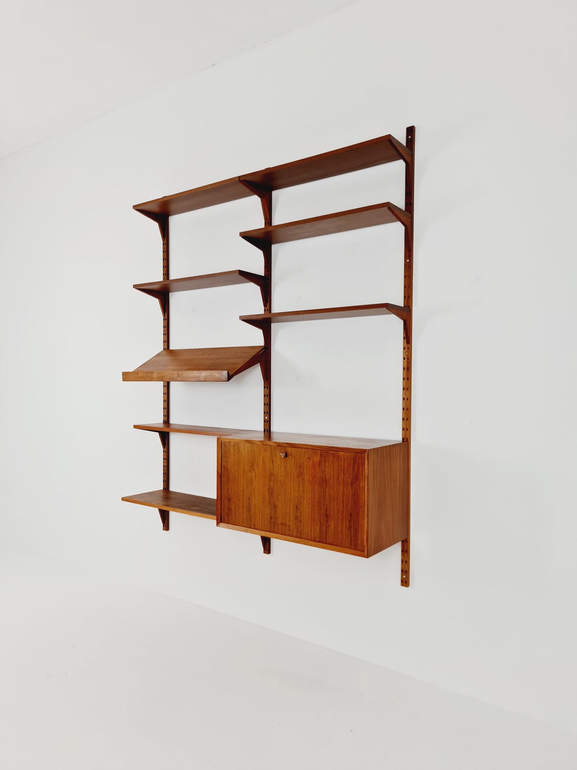 Mid century Danish Walnut Wall Unit with bar cabinet /Desk by Poul Cadovius for Royal,Denmark, 1960s