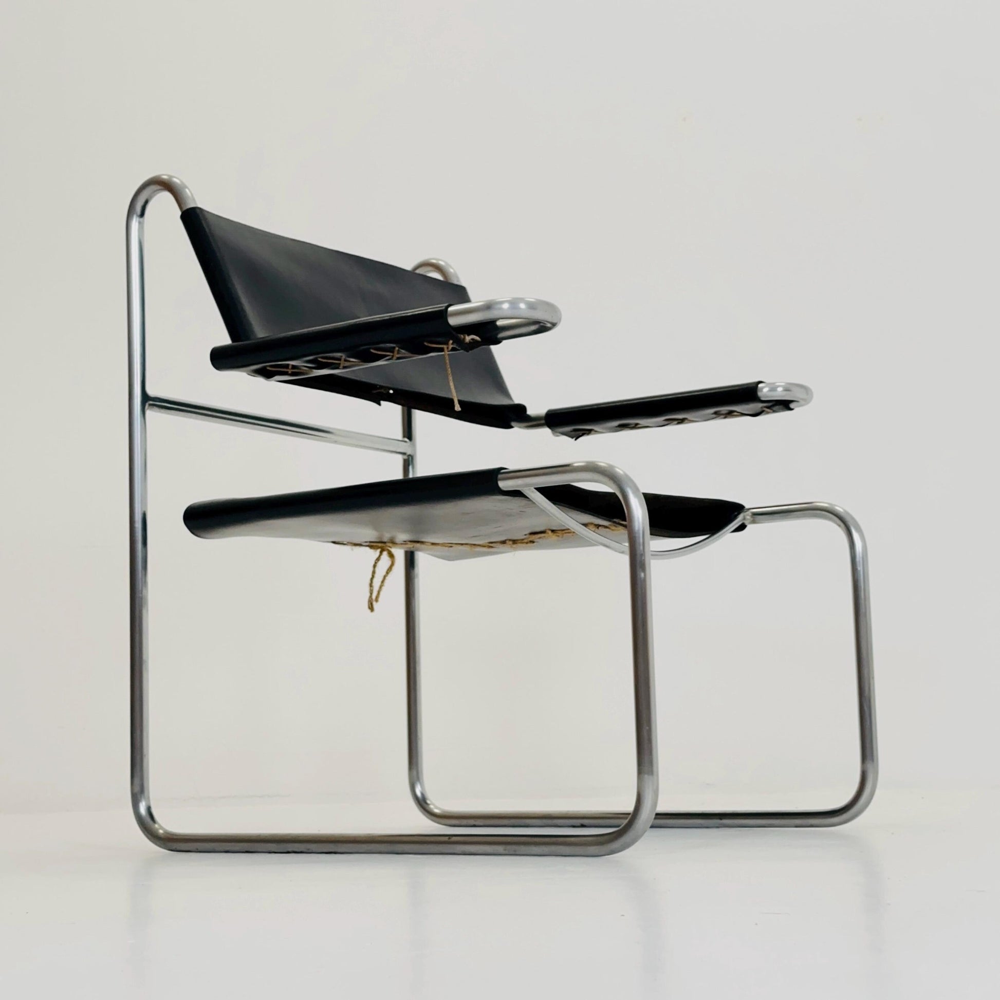 Mid-Century Modern Bauhaus Lounge Chair by Marcel Breuer’s – Italy, 1980s