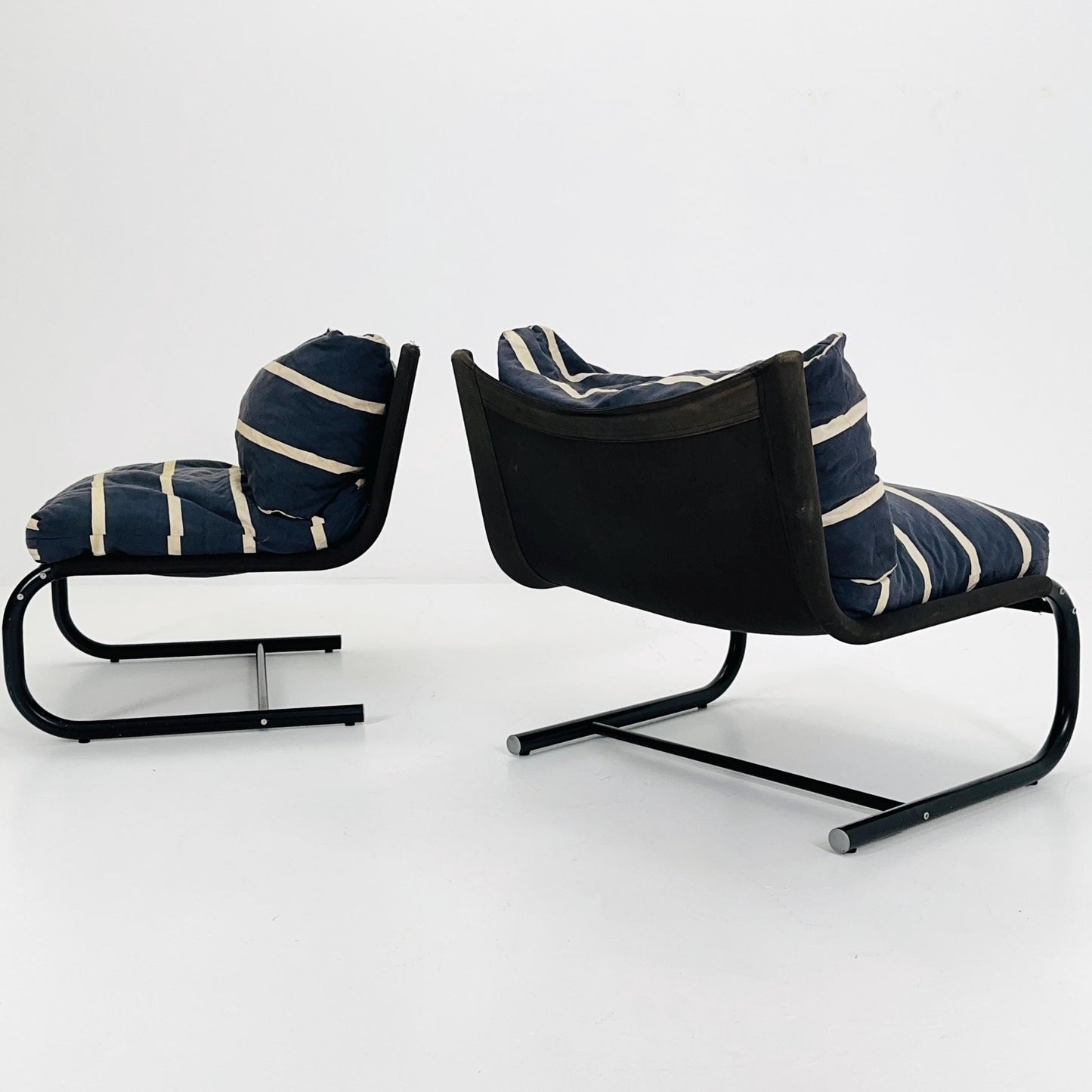 1 of 2 Space Age Stuns Lounge Chairs by Jan Dranger - Johan Huldt for Innovator, Sweden, 1970s