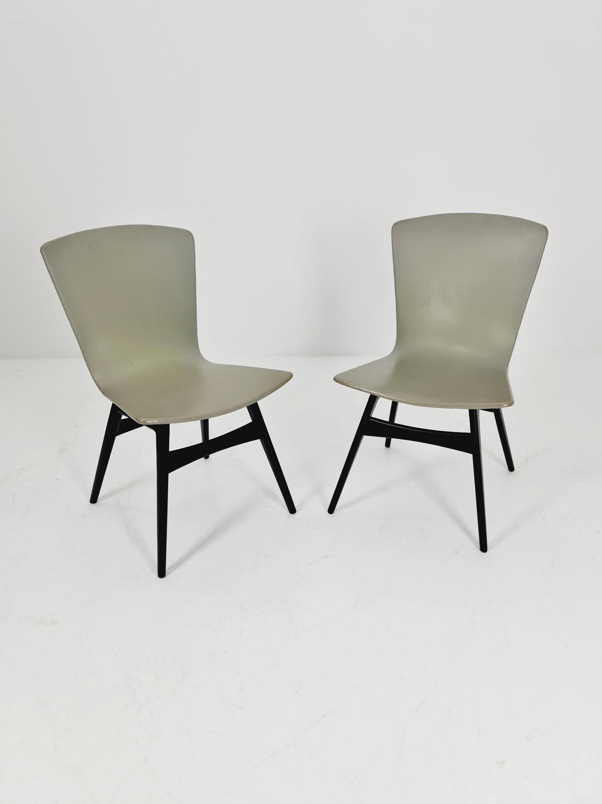 German tub chairs 667 By Eddie Harlis for Thonet , 1960s, set of 2