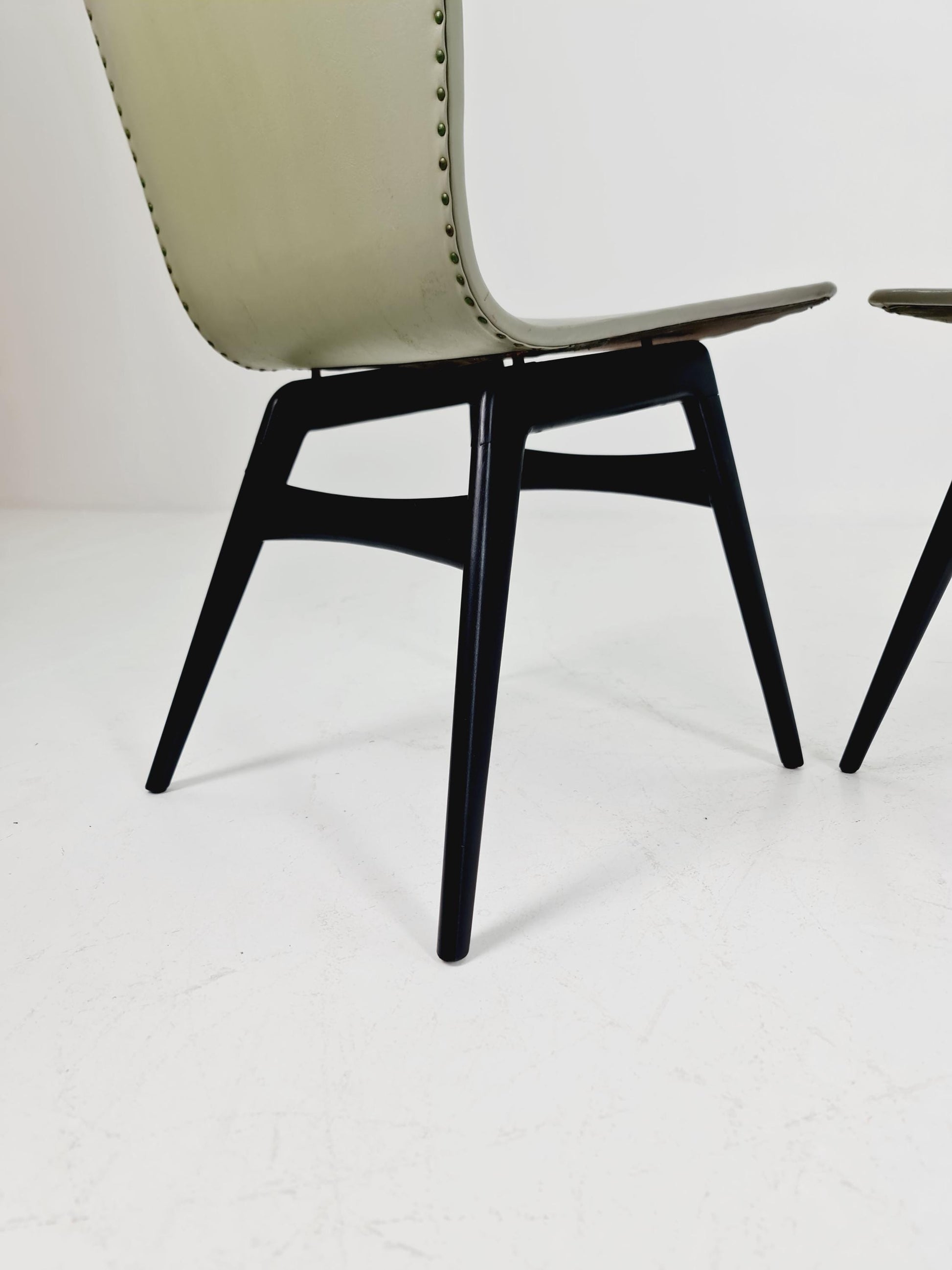 German tub chairs 667 By Eddie Harlis for Thonet , 1960s, set of 2
