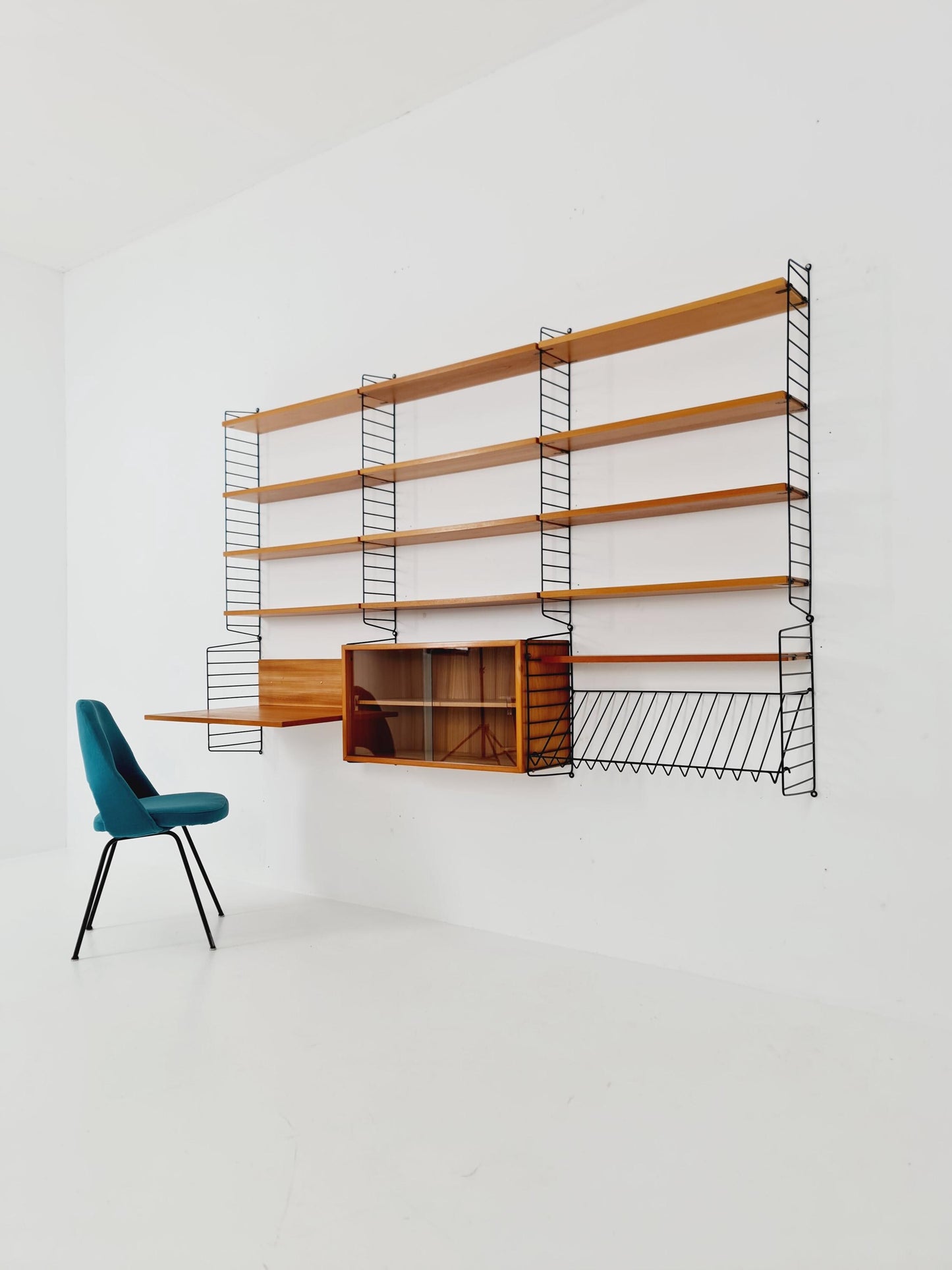 Wall-mounted original Swedish string shelf-system, drawers, bookcase Ash wood by Nils & Kajsa Strinning, 1960s