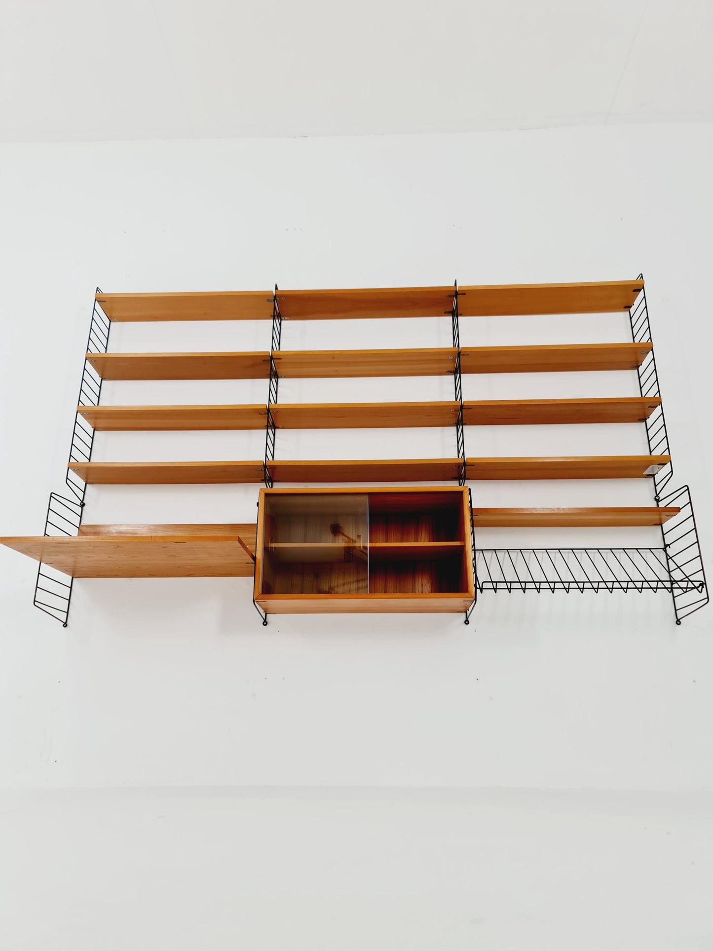 Wall-mounted original Swedish string shelf-system, drawers, bookcase Ash wood by Nils & Kajsa Strinning, 1960s