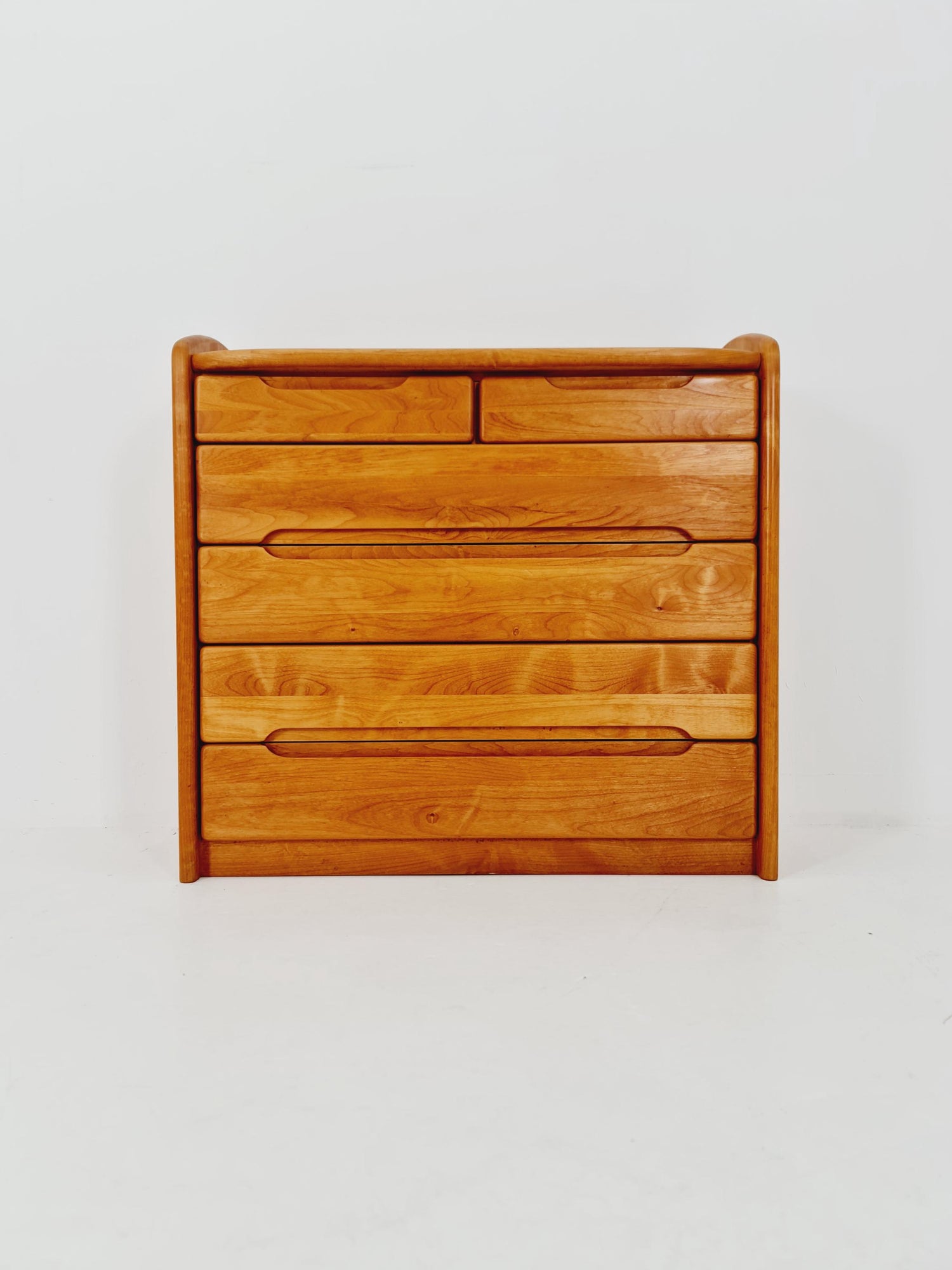Midcentury danish design chest of drawers Elm Wood 1970s
