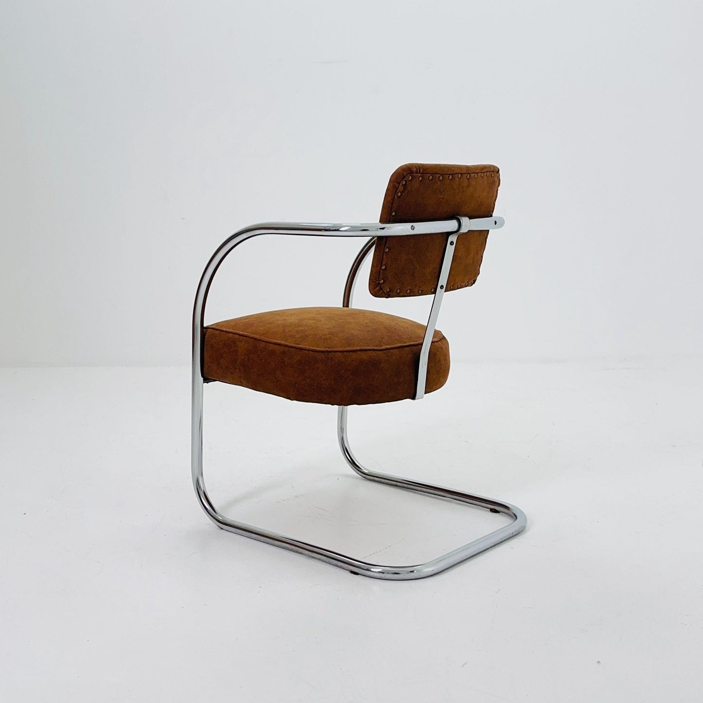 Mid-Century Bauhaus Cantilever Chair by Royal Chrome, Cognac by Manner of Hoffmann & KEM Weber USA 1950s