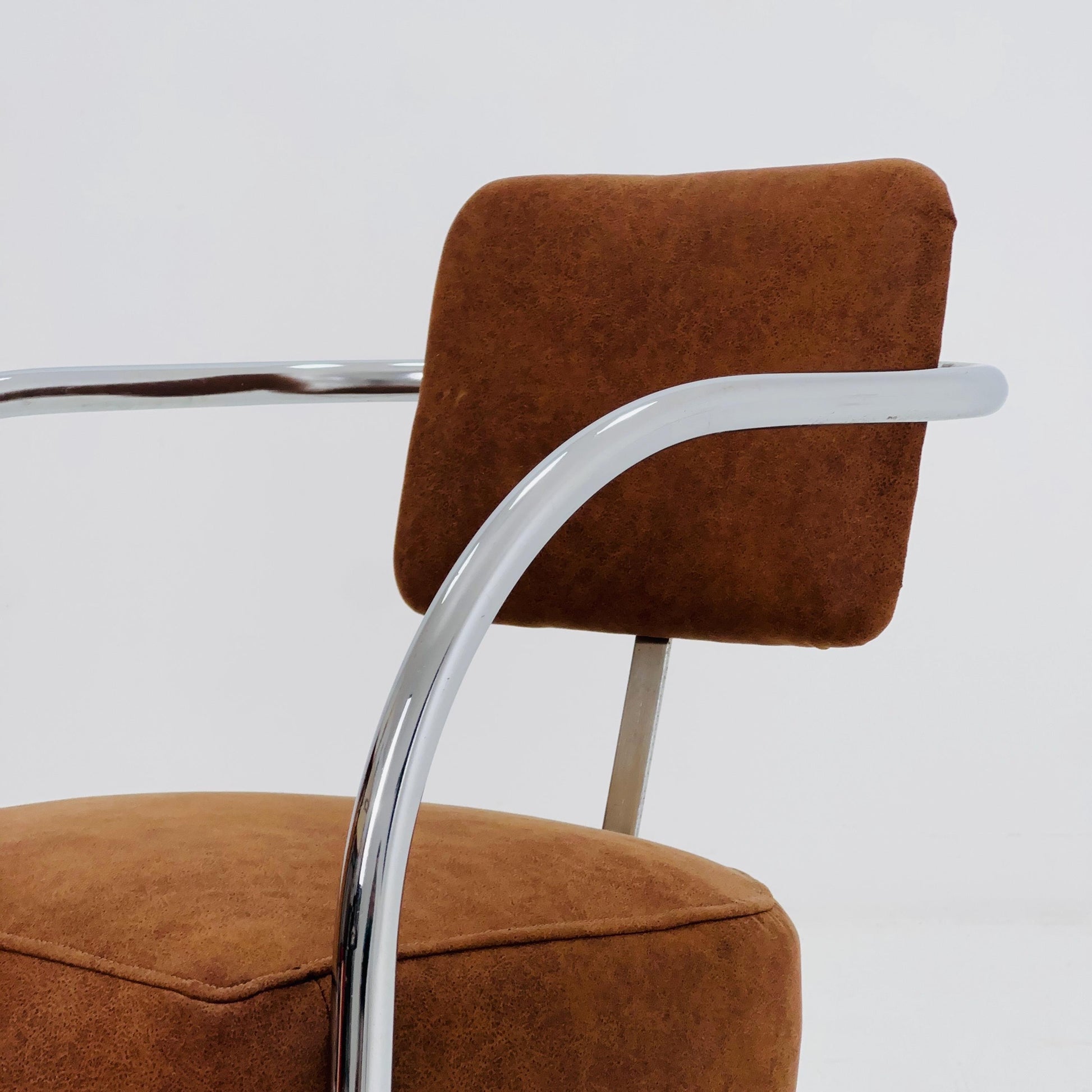 Mid-Century Bauhaus Cantilever Chair by Royal Chrome, Cognac by Manner of Hoffmann & KEM Weber USA 1950s