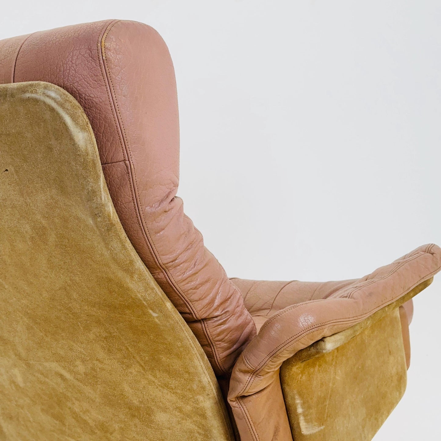 set of 2 Mid century Søren Nissen and Ebbe Gehl Lounge Chairs by Jeki Møbler Denmark 1960s