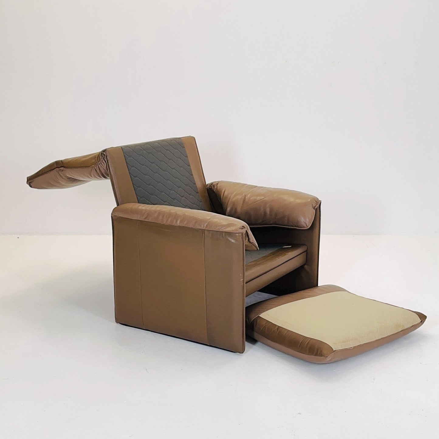 Mid Century Modern Bora Armchair in Cappuccino Leather by Alex Enthoven, for Leolux 1980s Netherlands