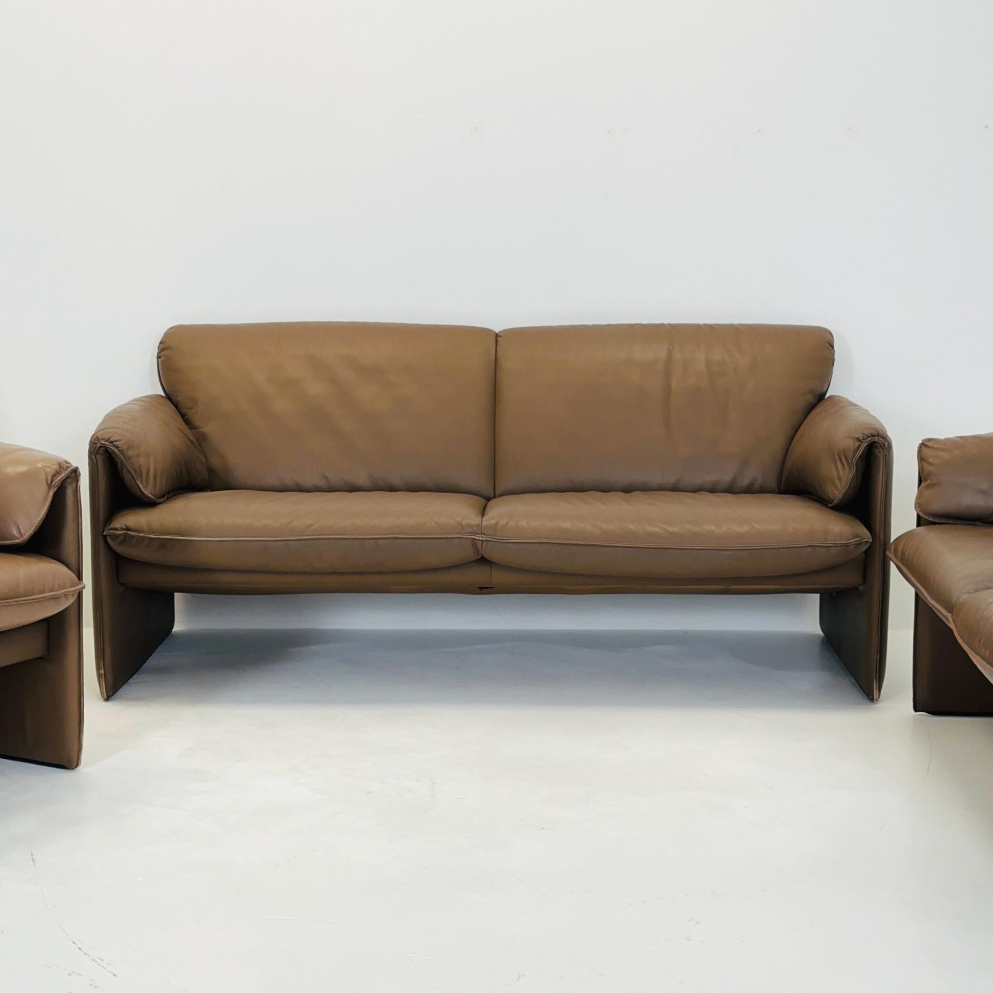 Mid Century Modern Bora 3- sofa set in Cappuccino Leather by Alex Enthoven, for Leolux 1980s Netherlands