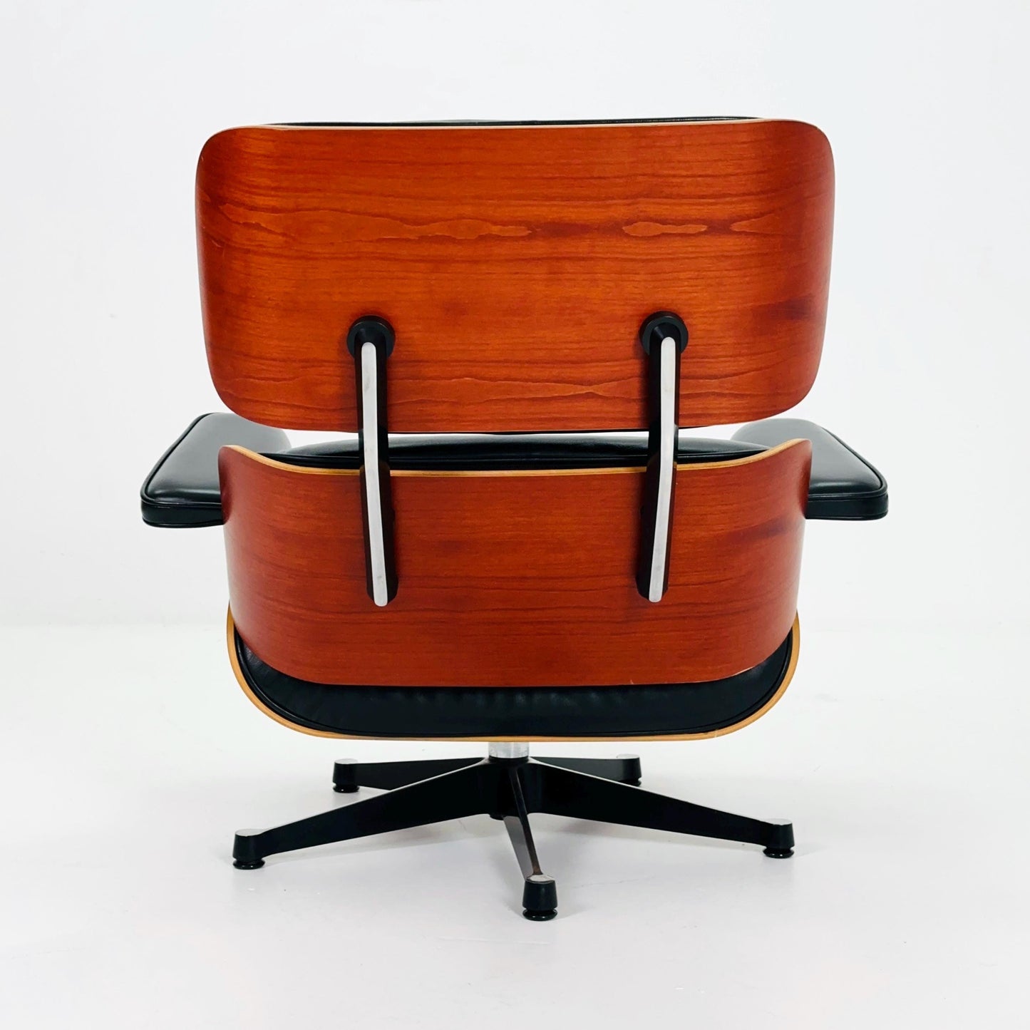 Classic Charles & Ray Eames M13 Black leather Lounge Chair by Vitra 2005