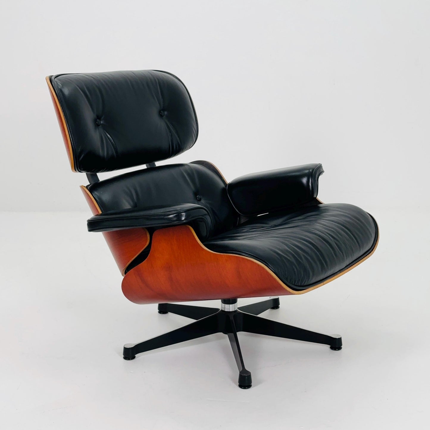 Classic Charles & Ray Eames M13 Black leather Lounge Chair by Vitra 2005