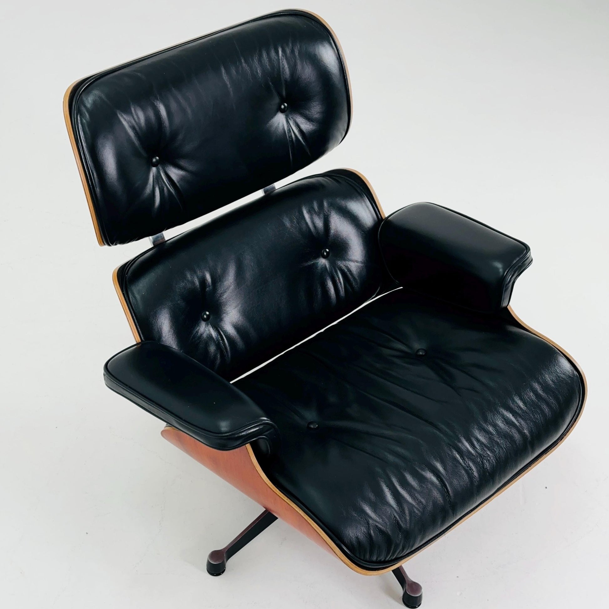 Classic Charles & Ray Eames M13 Black leather Lounge Chair by Vitra 2005