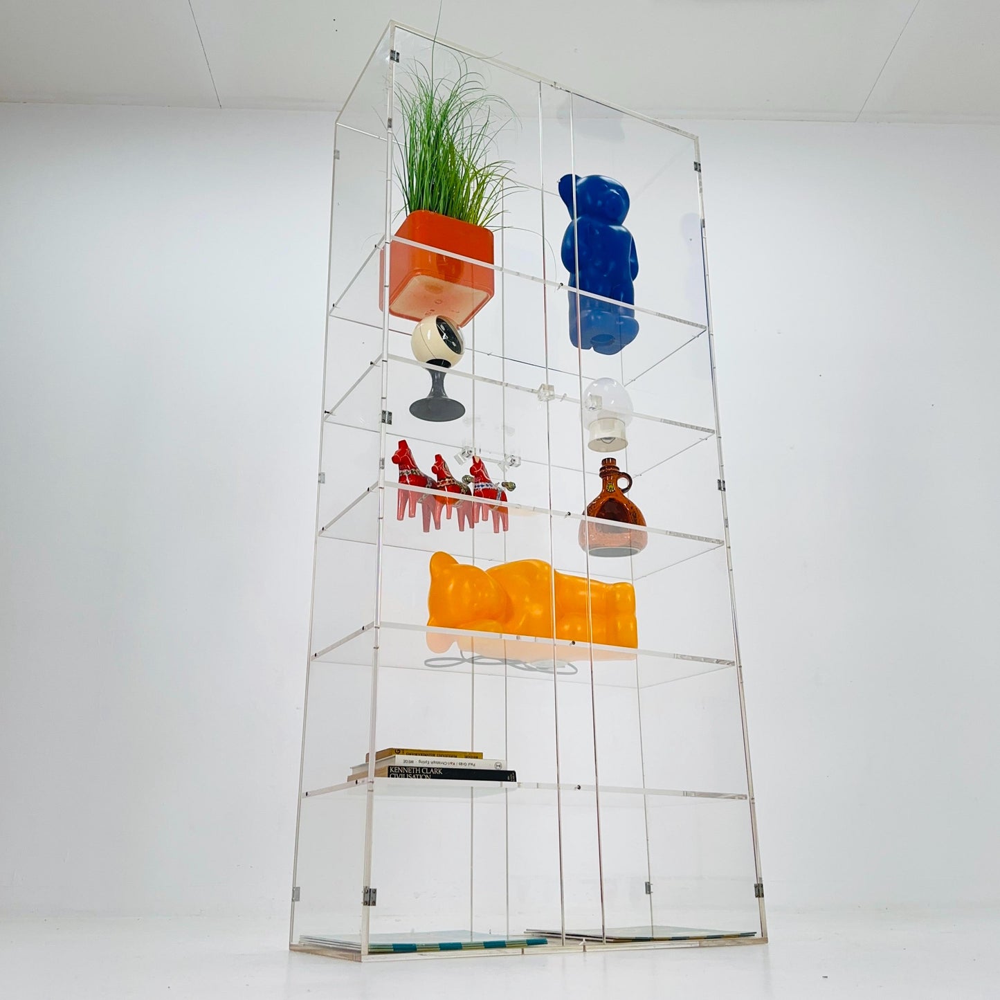 Mid Century Space Age Cabinet Vitrine | Italian Design 1980s | Plexiglass Shelves | Double-Sided Doors