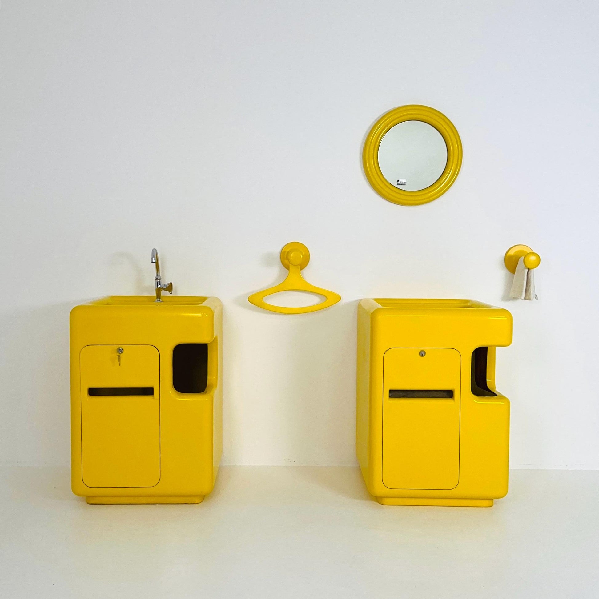 Space Age Yellow Fiberglass Sink | Mid Century Modern Bathroom Unit | 1980s Germany