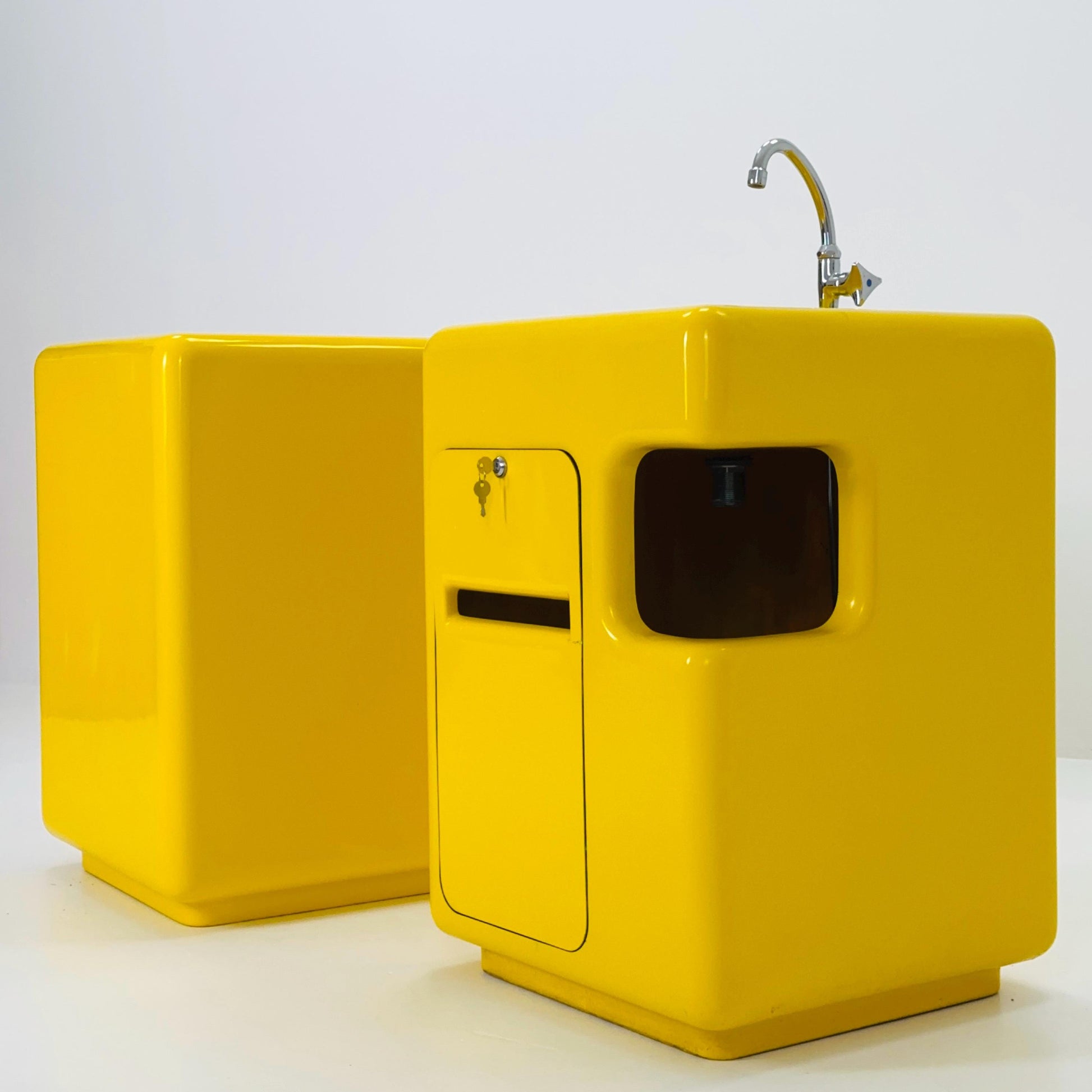 Space Age Yellow Fiberglass Sink | Mid Century Modern Bathroom Unit | 1980s Germany