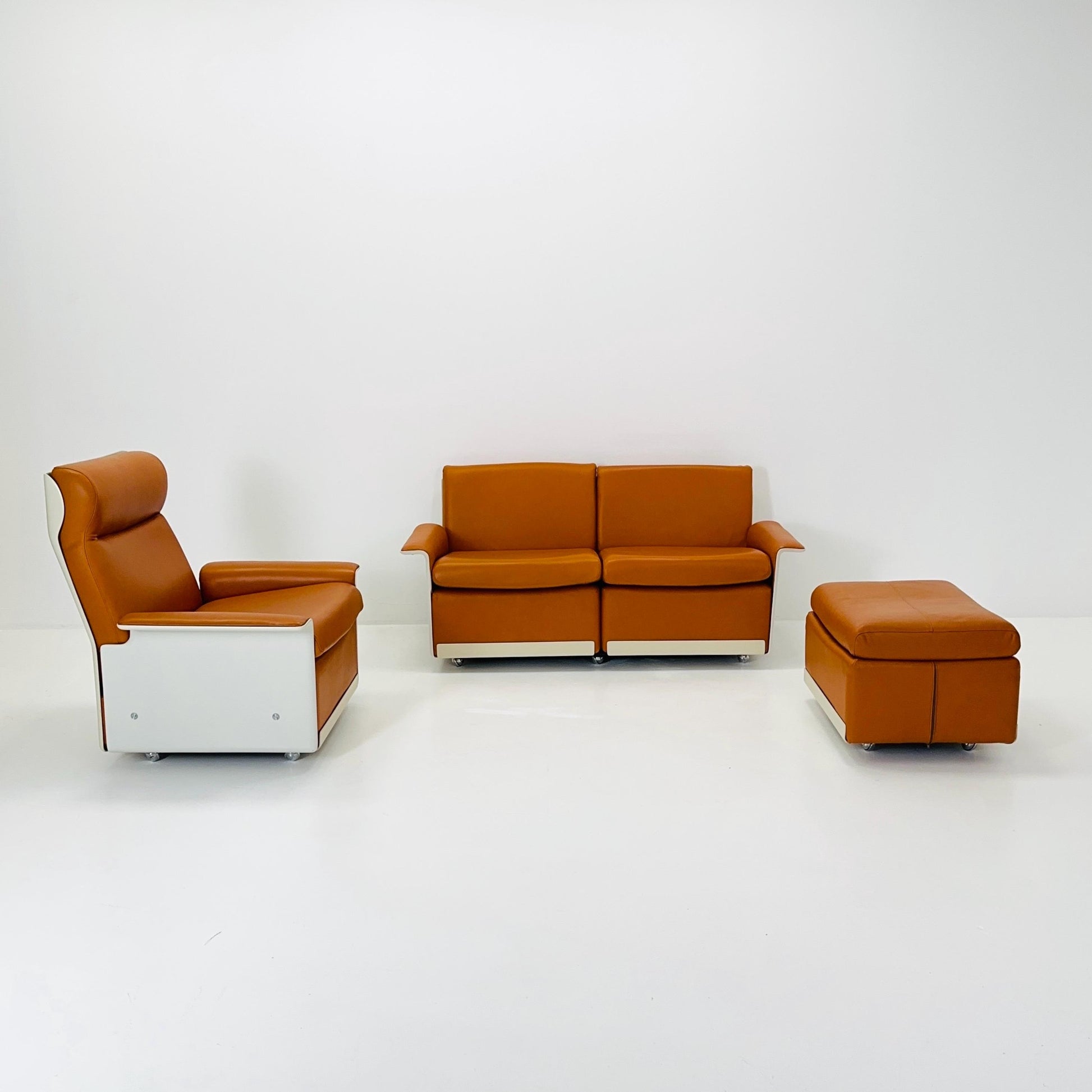 Mid-century modern cognac leather sofa set RZ62 by Dieter Rams for Vitsoe, 1960s Germany