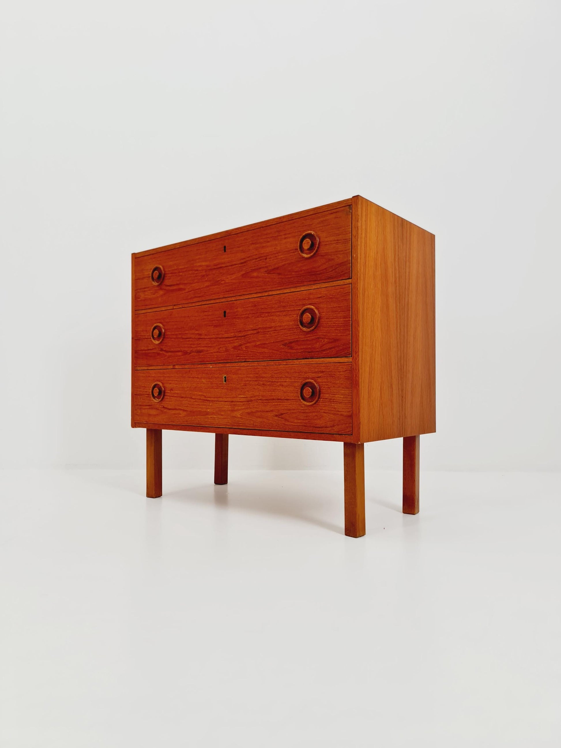 Midcentury danish design chest of drawers / drawer dresser /3 drawers cabinet, 1960s