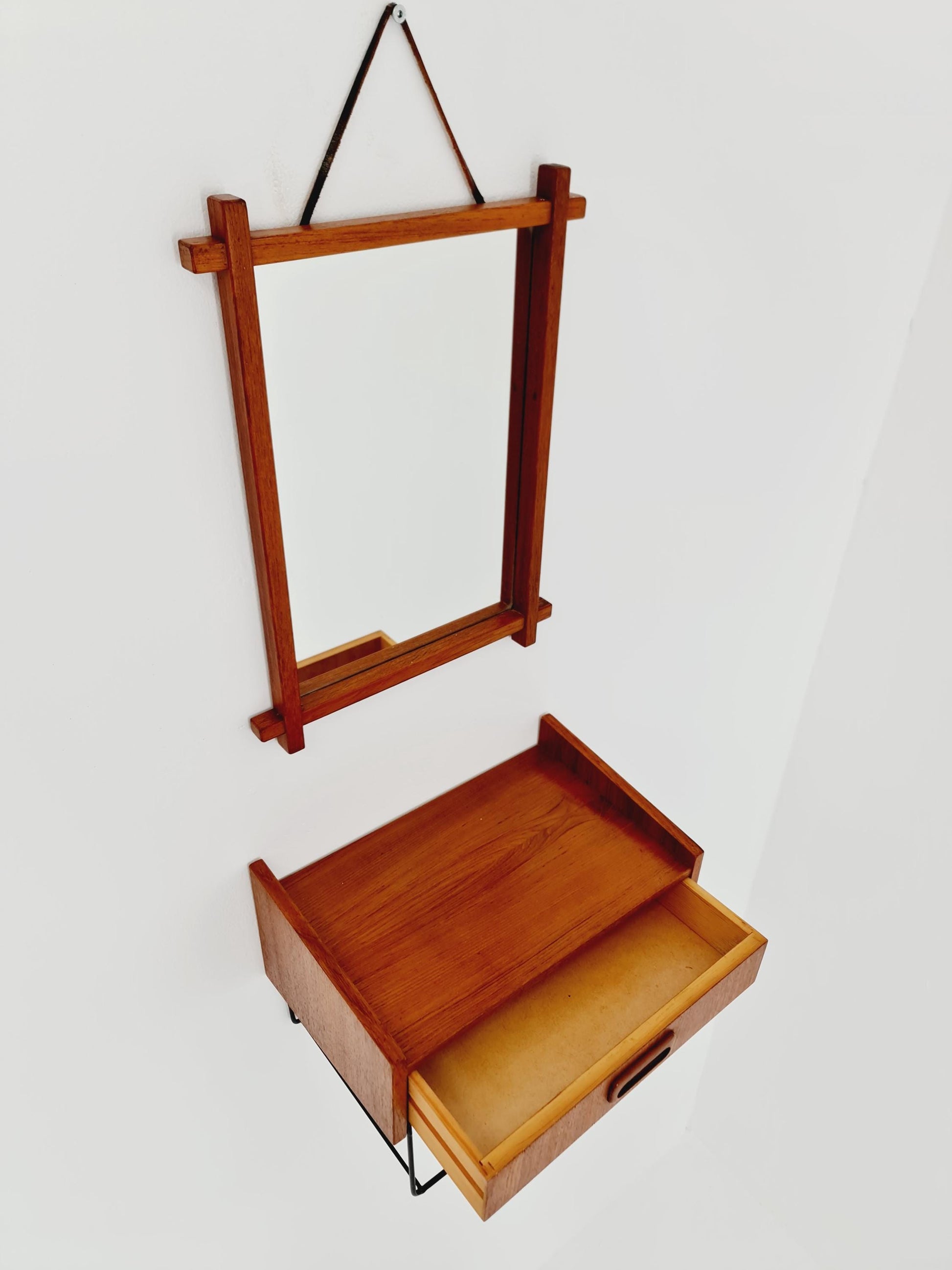 Original Teak Danish mirror with beautiful shelf from the 60s the mirror.