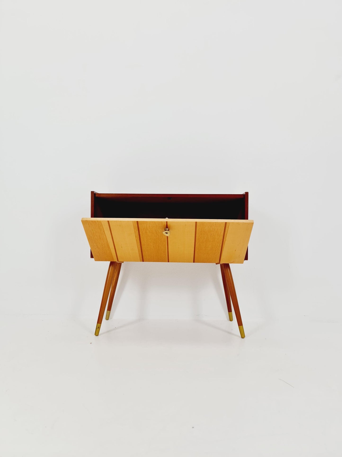 German mid-century small sideboard /side table, 1950s