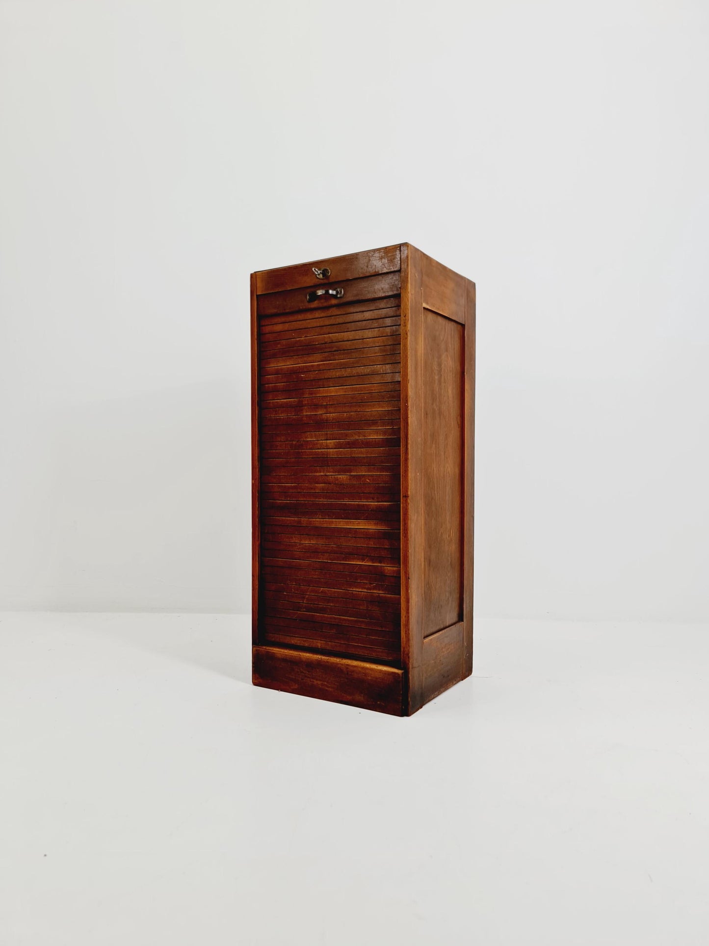 Bauhaus German roll document cabinet in walnut Wood , 1930s