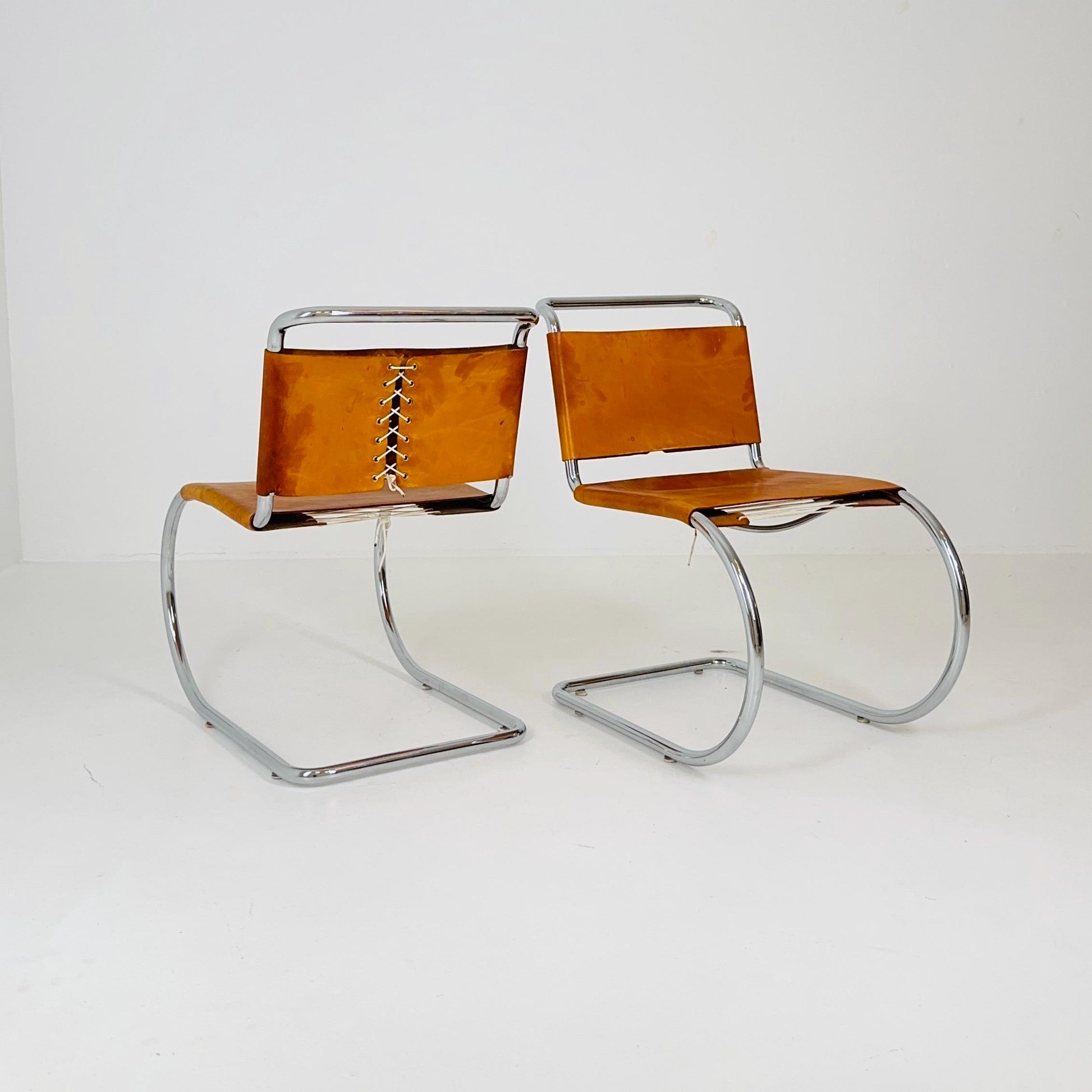 Set of 2 Bauhaus Mid-Century Modern Mies van der Rohe MR 10 Chair , 1980s Italy