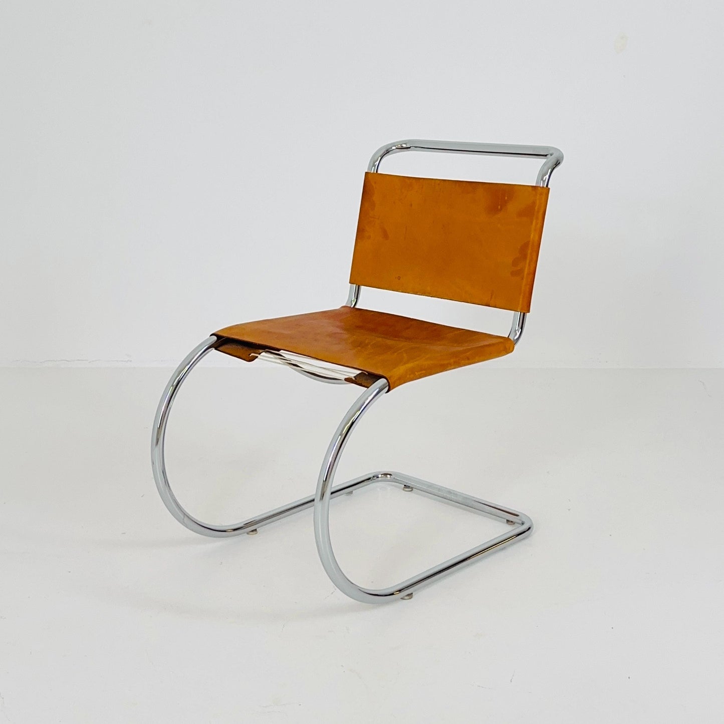 Set of 4 Bauhaus Mid-Century Modern Mies van der Rohe MR 10 Chair , 1980s Italy