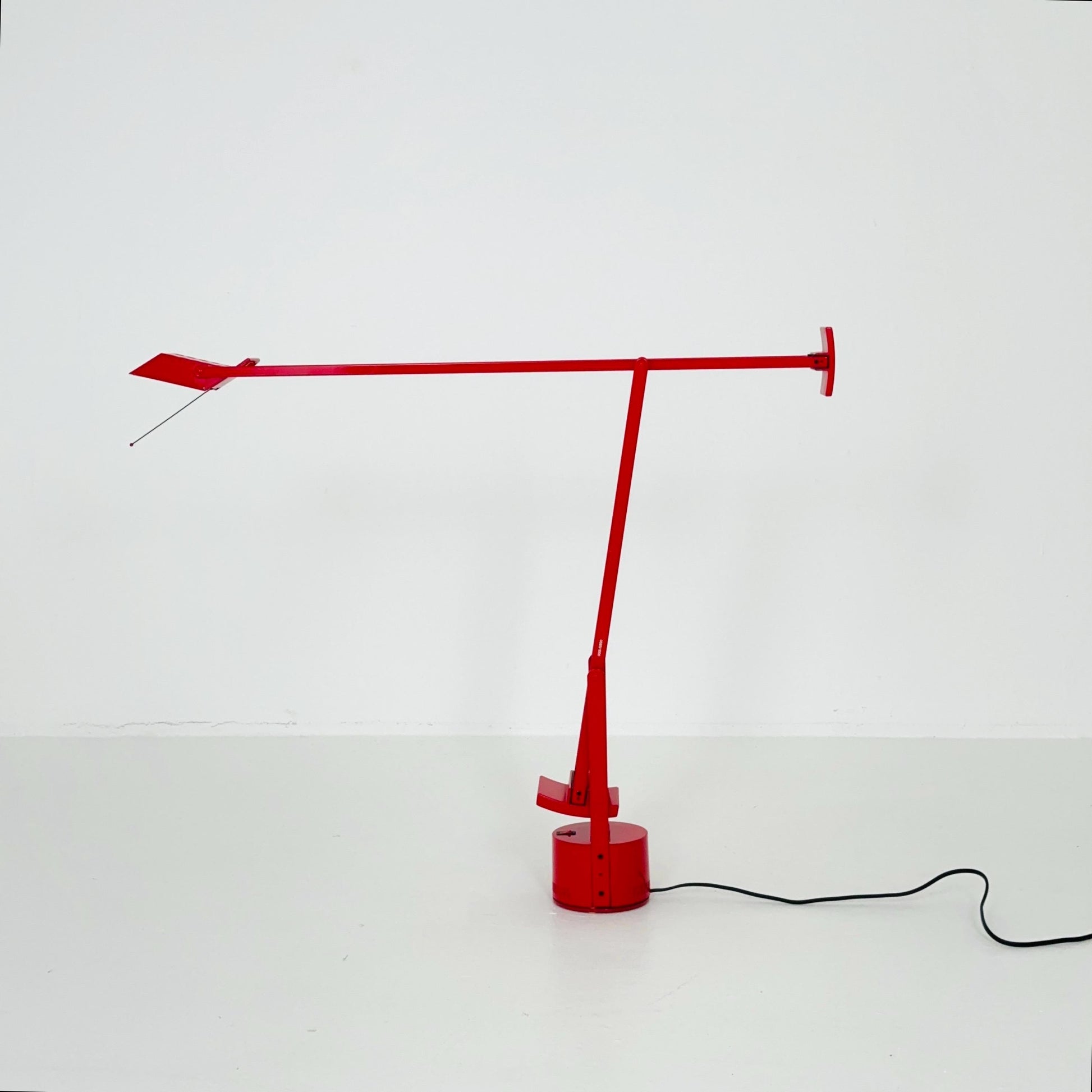 Mid century Red Italian Tizio Table Lamp by Richard Sapper for Artemide – 1970s Italy