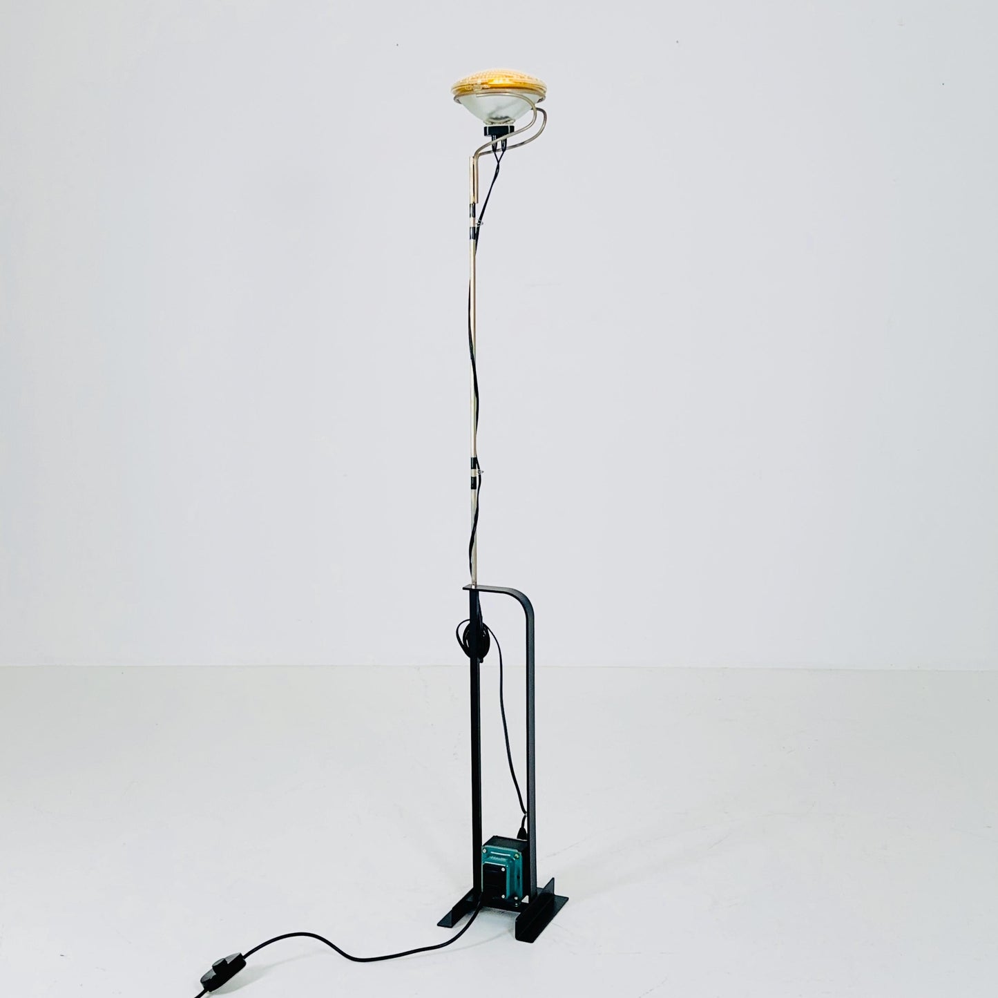 Mid-Century Italian Toio Floor Lamp by Castiglioni Brothers for Flos, 1960s