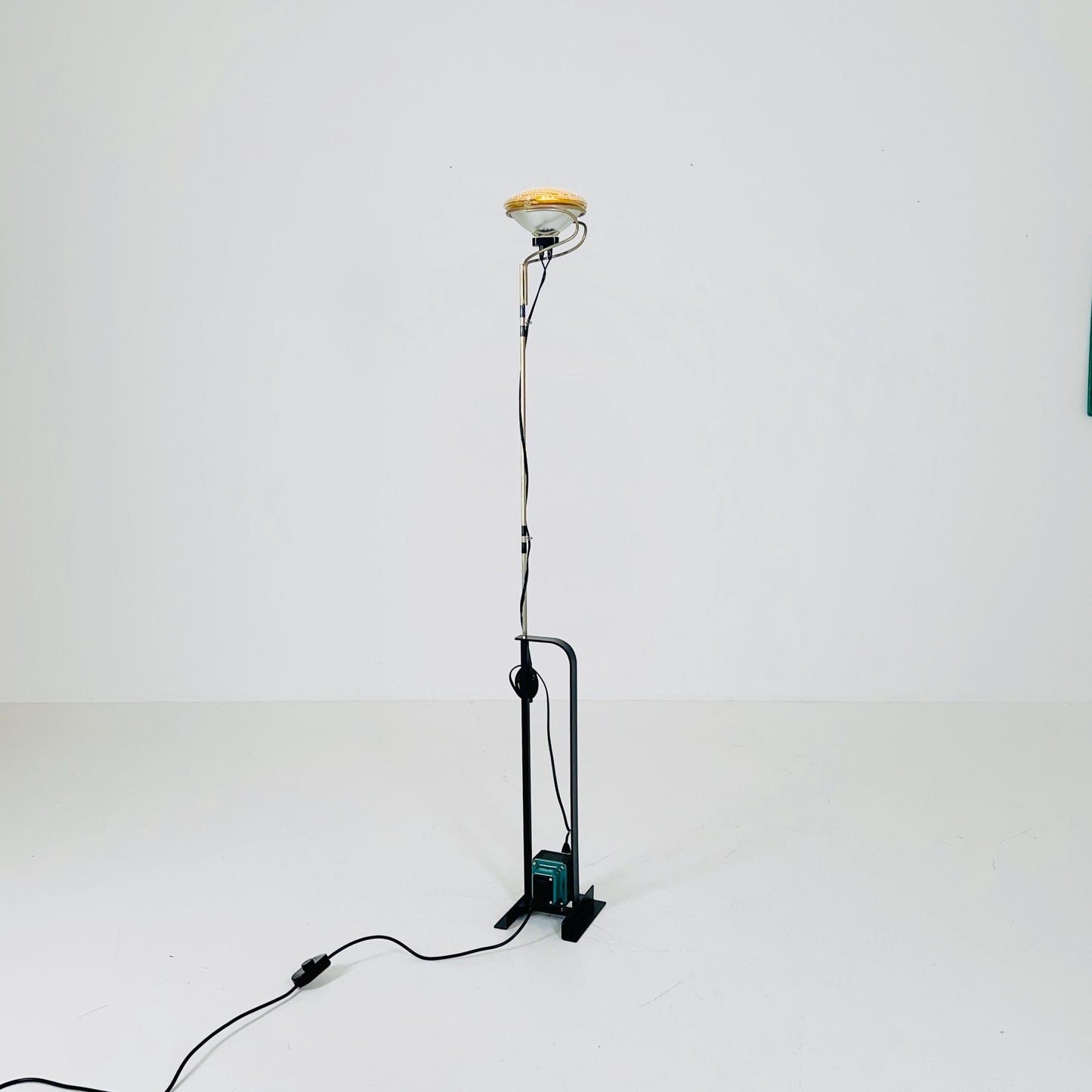 Mid-Century Italian Toio Floor Lamp by Castiglioni Brothers for Flos, 1960s