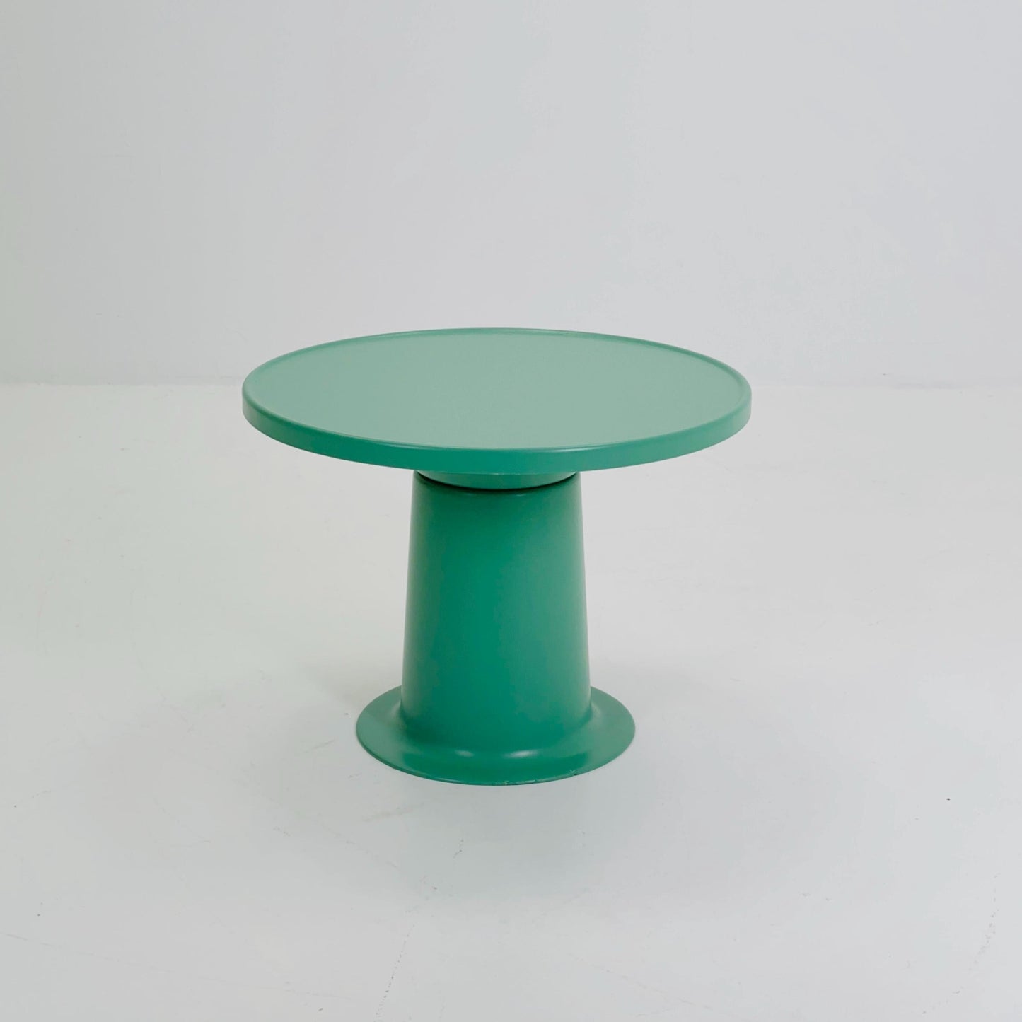 Mid century Yrjö Kukkapuro “Saturnus” Low Table – Green | Haimi Finland, 1970s | Modernist Space Age Design
