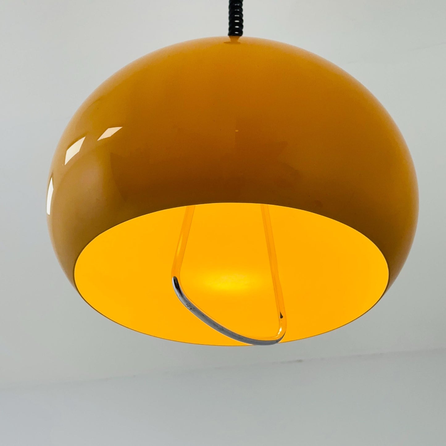 Mid century Harvey Guzzini Pendant Lamp, 1970s Italian Mid-Century Modern Dome Light in Caramel orange”