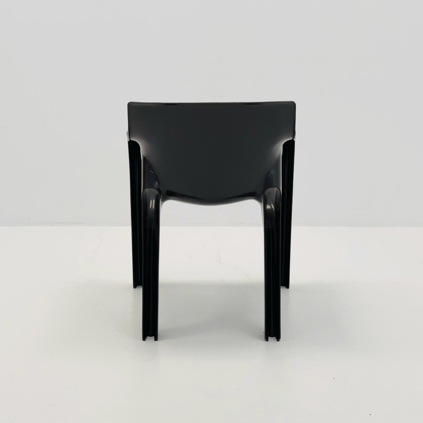 Gaudi Armchair by Vico Magistretti for Artemide Italy 1970s