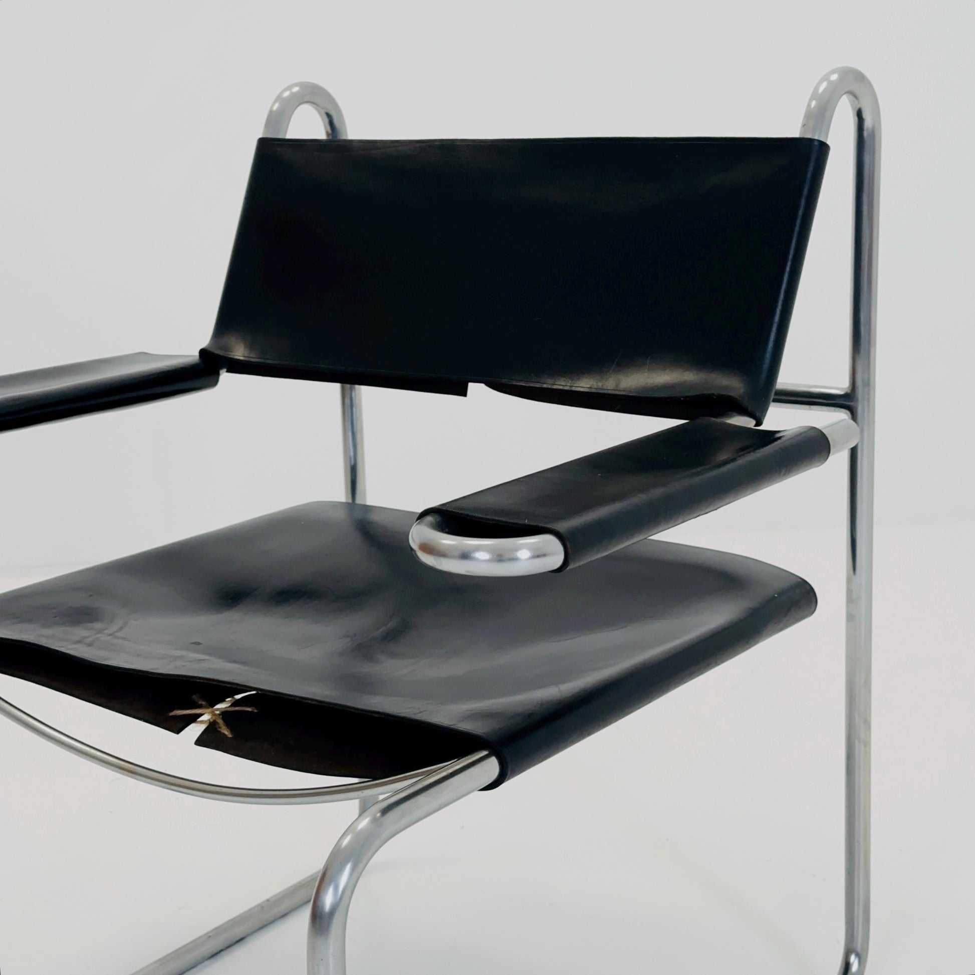 Mid-Century Modern Bauhaus Lounge Chair by Marcel Breuer’s – Italy, 1980s