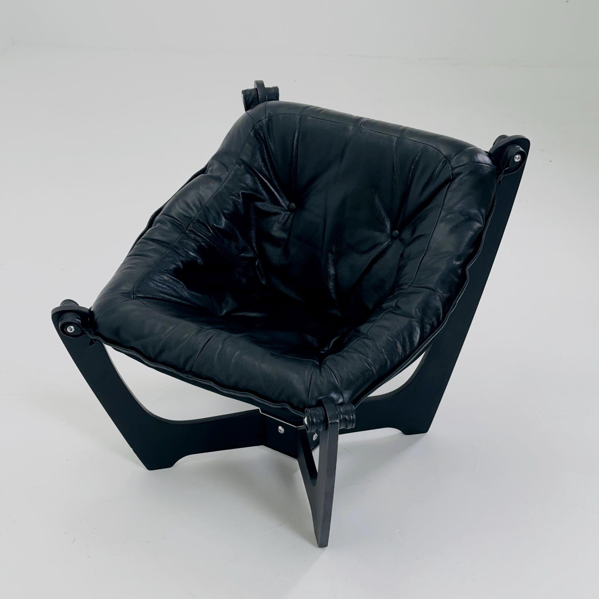 Mid century Luna Lounge Chair by Odd Knutsen for Hjellegjerde Mobler – 1970s Norway