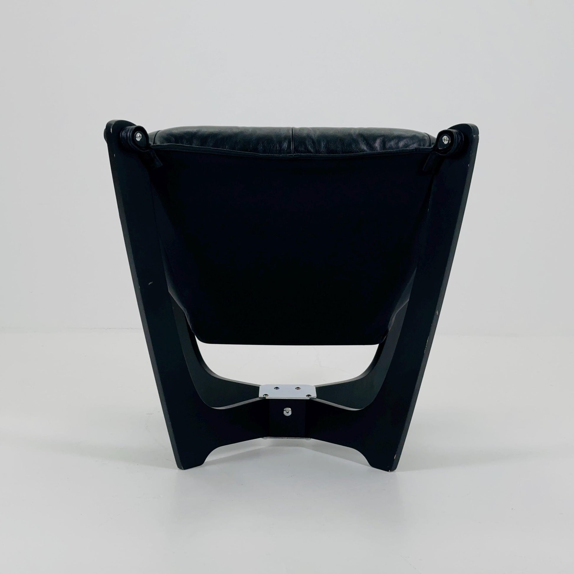 Mid century Luna Lounge Chair by Odd Knutsen for Hjellegjerde Mobler – 1970s Norway