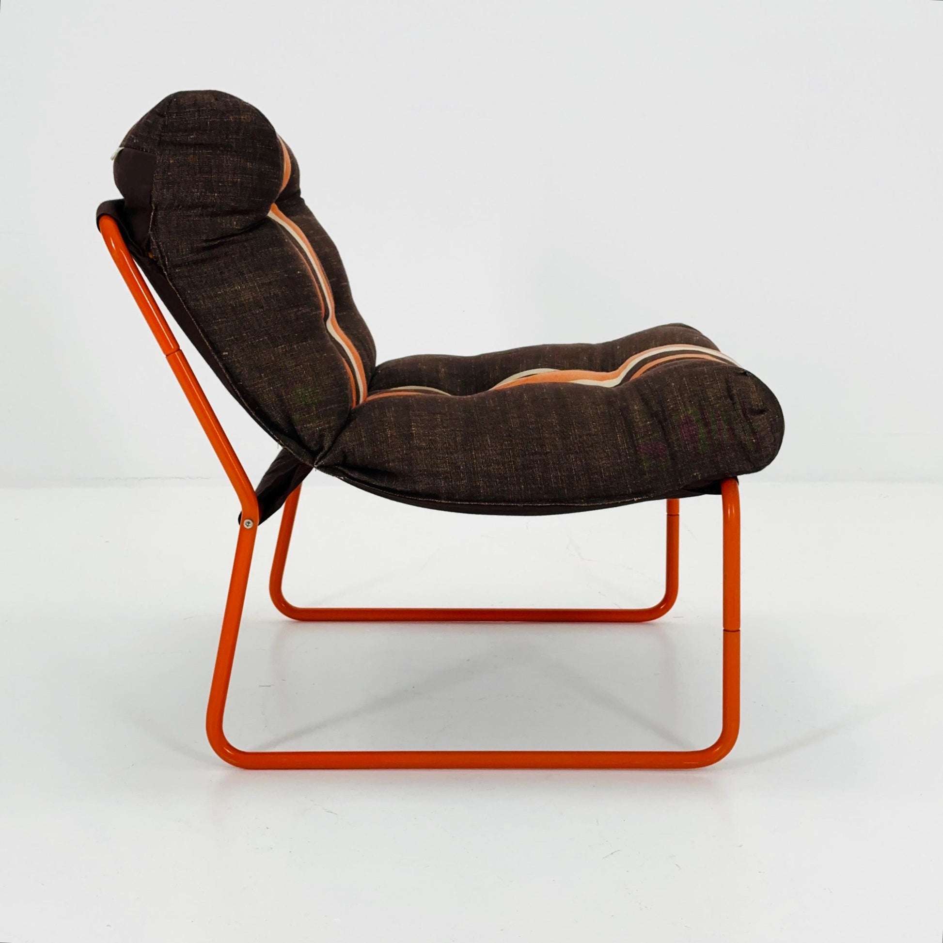 Mid-Century Pixi Lounge Chair by Gillis Lundgren for IKEA, 1970s – Retro Brown & Orange Striped Chair with Tubular Frame