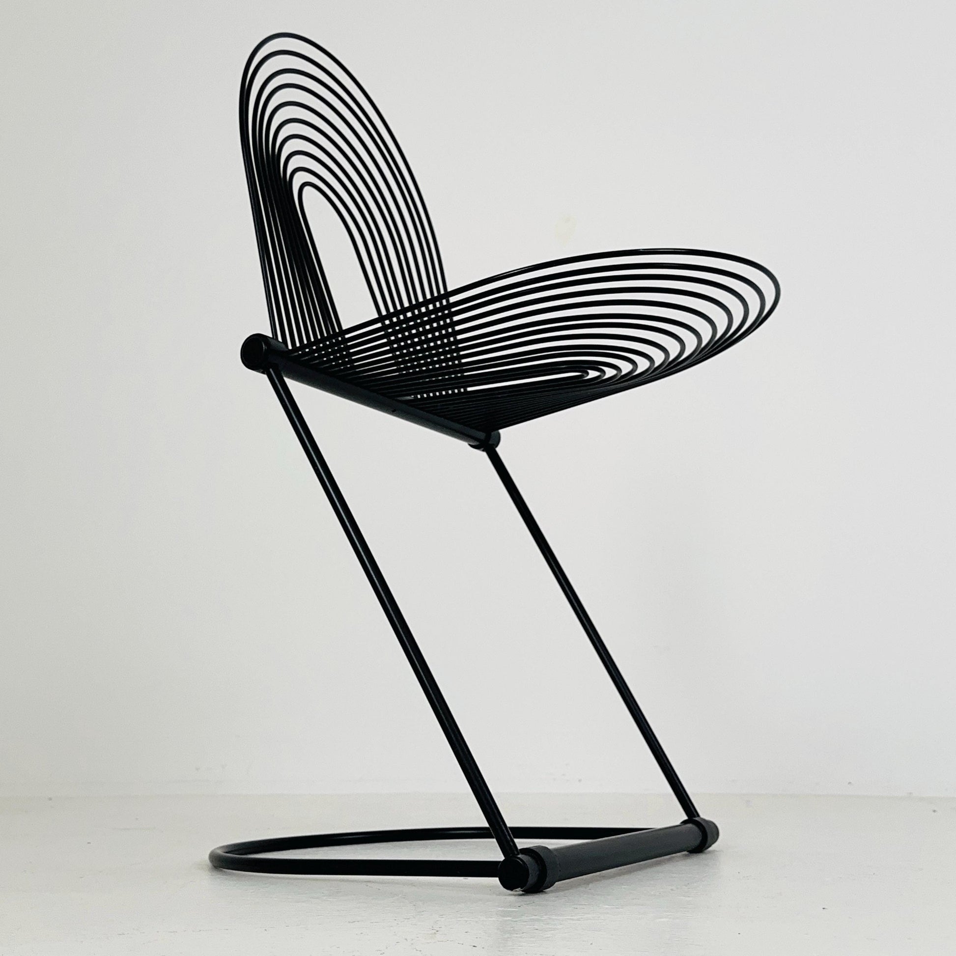 1 of 2 Mid century Postmodern Cantilever Swing Chairs by Herbert & Jutta Ohl for Lübke, Germamy 1980s
