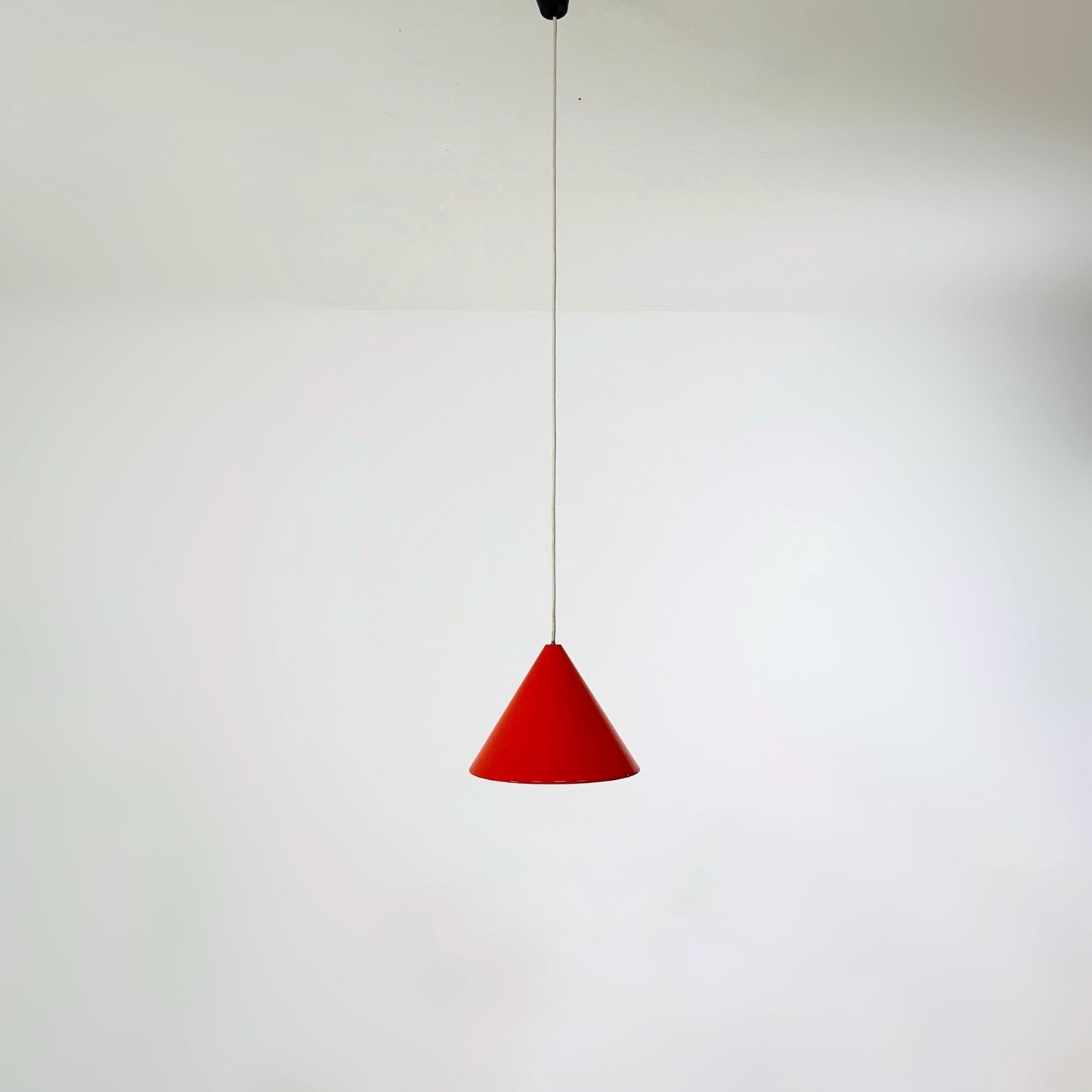 Rare Mid Century Arne Jacobsen Orange Corn Pendant Billiard Lamp for Louis Poulsen, 1960s Denmark