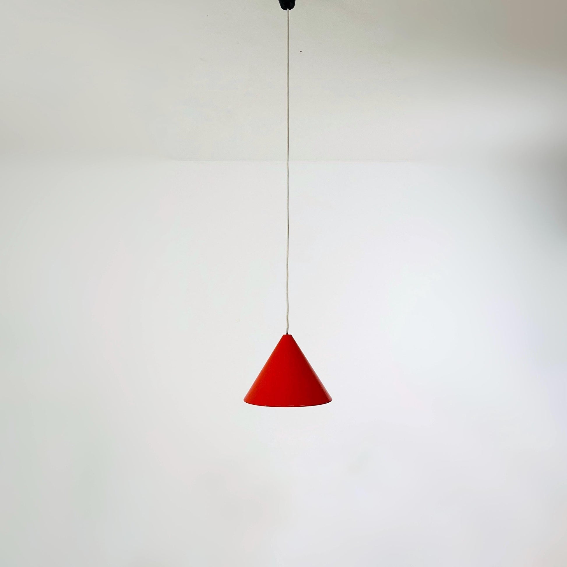 Rare Mid Century Arne Jacobsen Orange Corn Pendant Billiard Lamp for Louis Poulsen, 1960s Denmark
