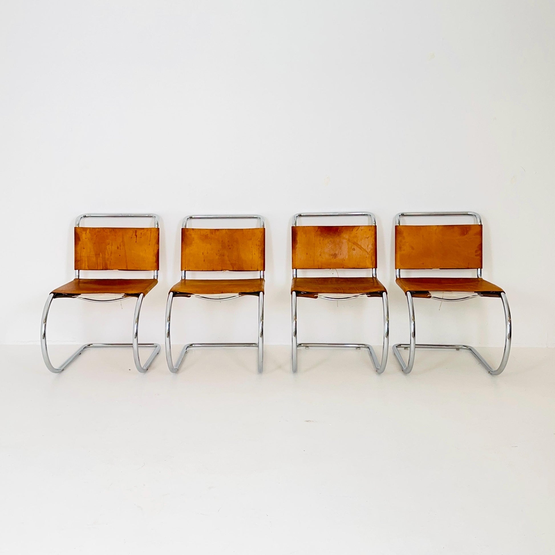 Set of 4 Bauhaus Mid-Century Modern Mies van der Rohe MR 10 Chair , 1980s Italy