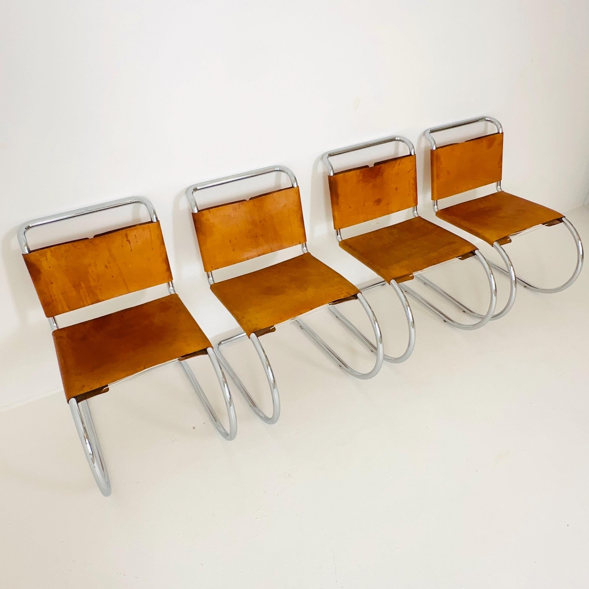 Set of 4 Bauhaus Mid-Century Modern Mies van der Rohe MR 10 Chair , 1980s Italy