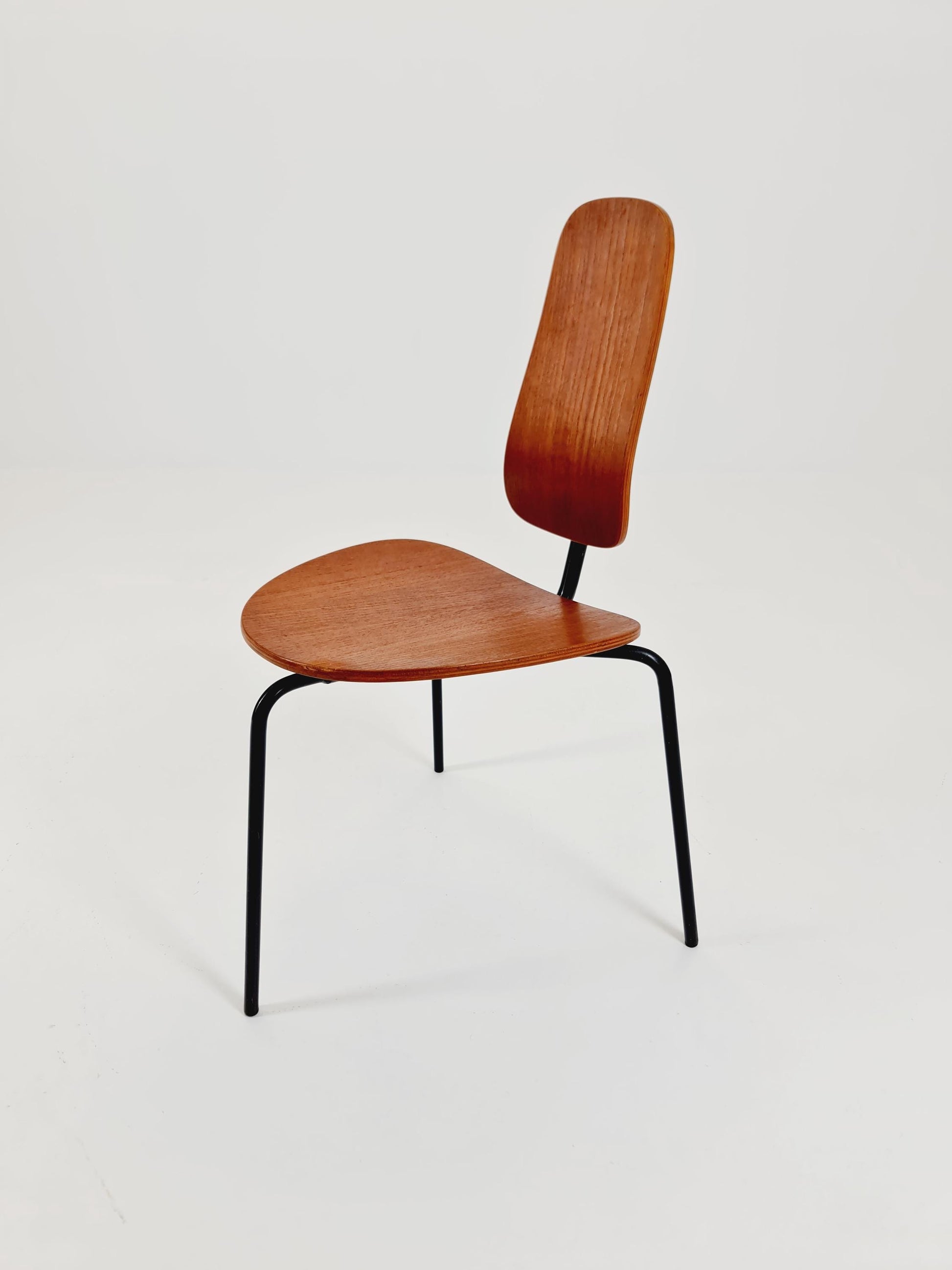Vintage Mid Century German tripod Chair Teak by Mauser 1960s