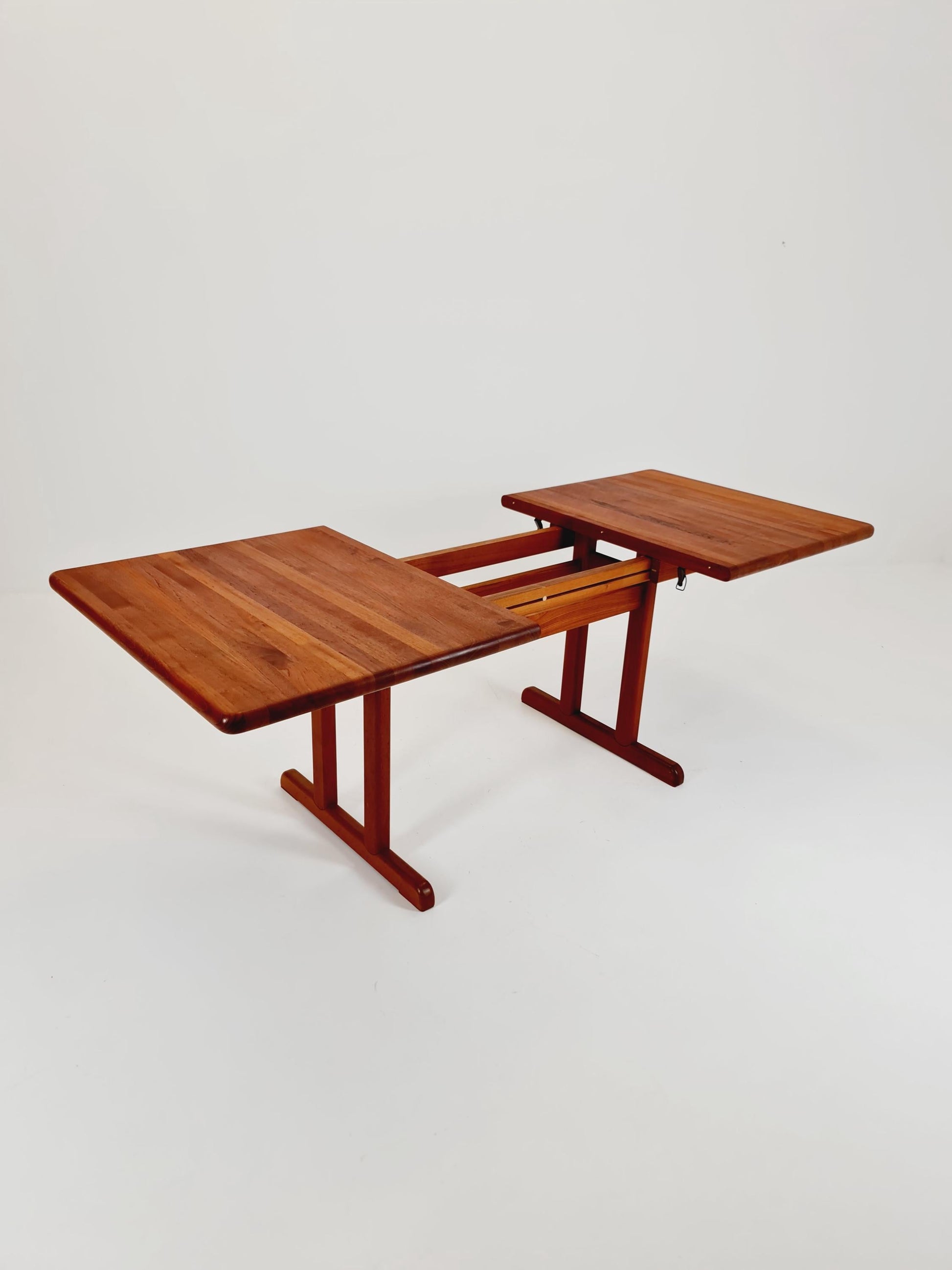 Mid century extendable Danish Modern Solid Teak dining table by Glostrup , 1970s
