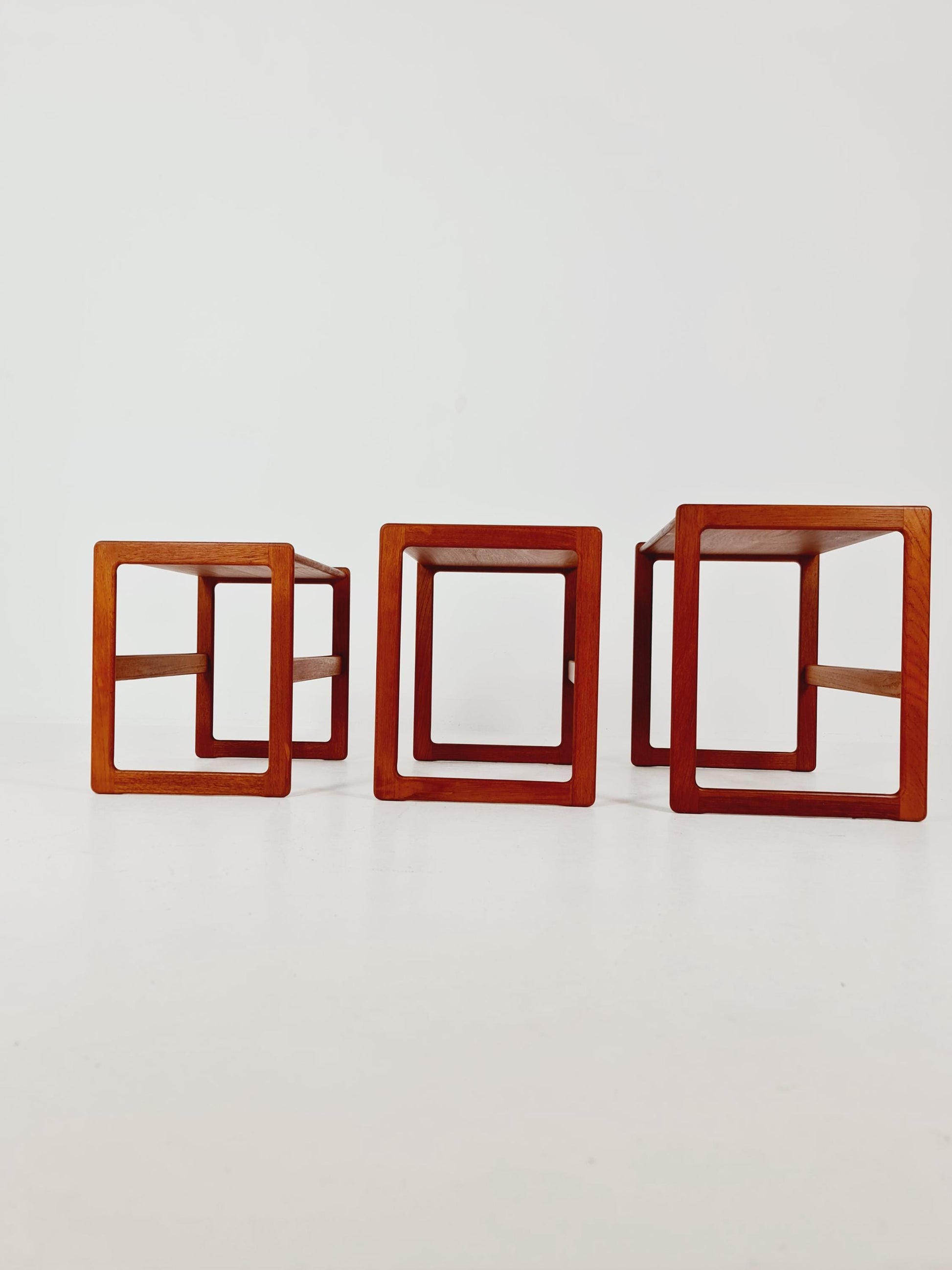 Midcentury Danish teak Nesting Tables by Arne Hovmand Olsen for Mogens Kold Möber , 3 Set 1960s