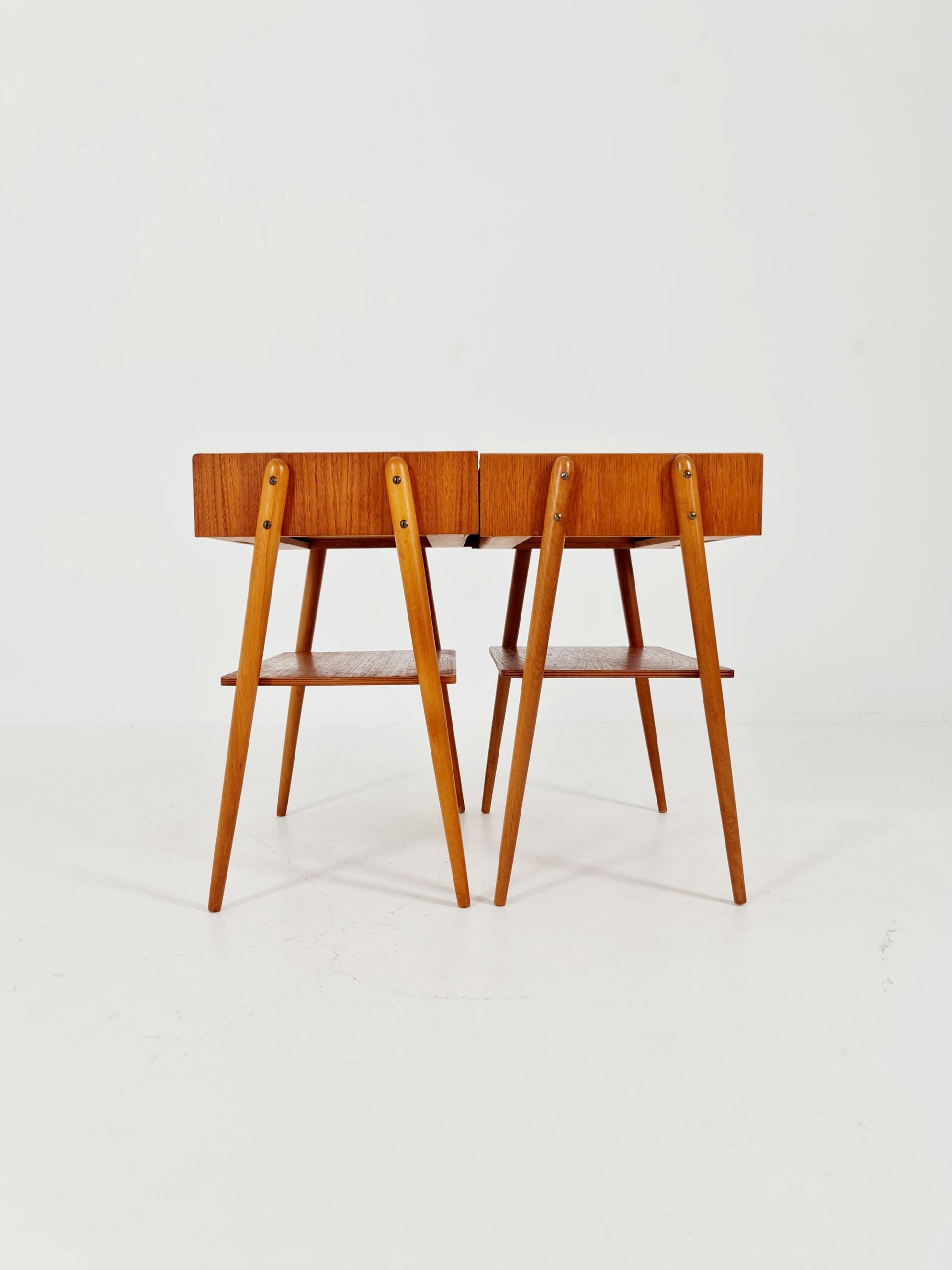 Pair of Swedish Midcentury Teak Vintage Side table/ Bedside table/ Night stand by Carlström & Co, 1960s