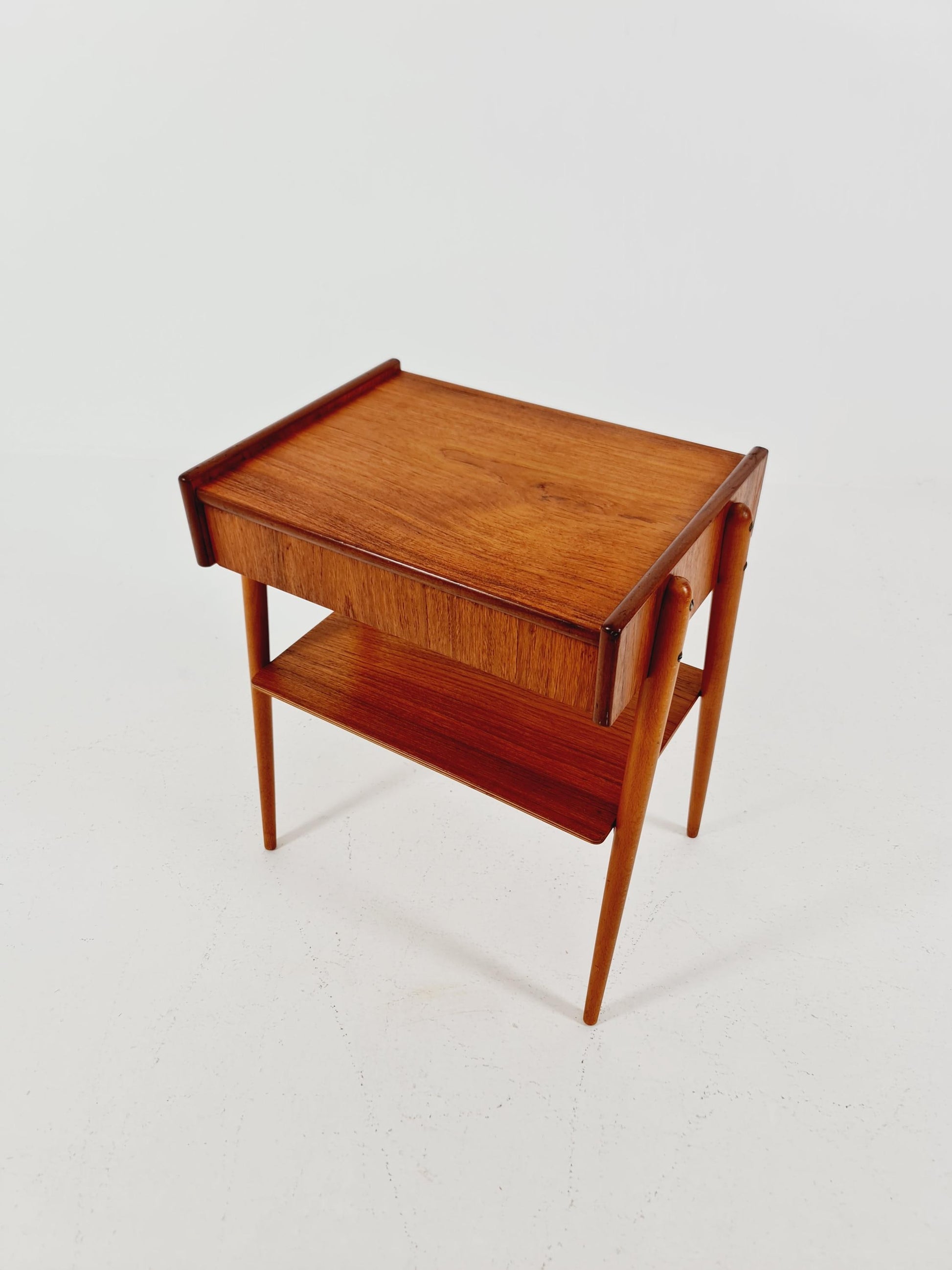 Midcentury Carlström & Co Teak Vintage Side table/ Bedside table/ Night stand straight from the sixties